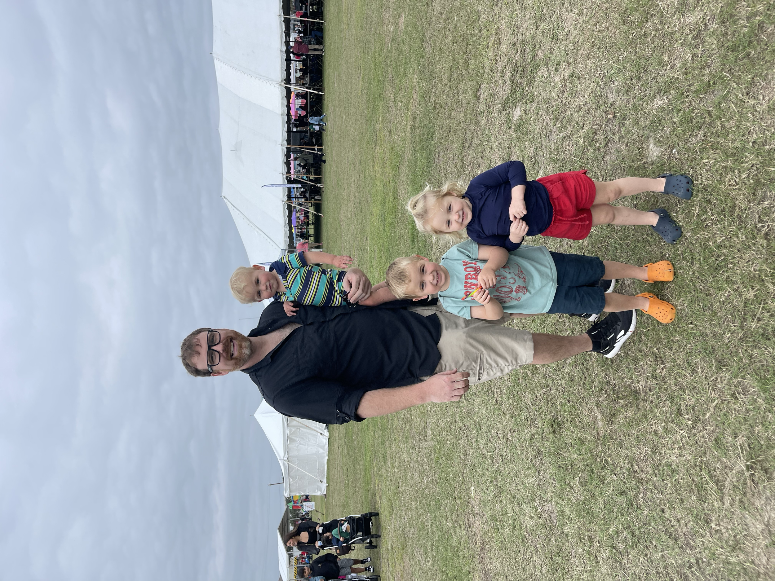 The City Parks and Recreation Department did an incredible job organizing the Tropical Christmas Festival and sharing coastal holiday joy with our community.