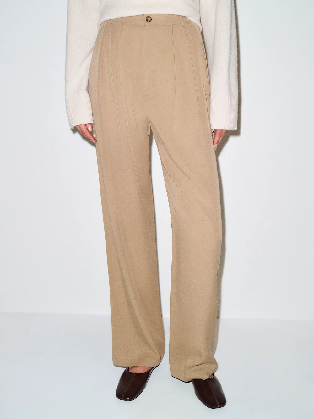 Reformation – The Mason Pant ($198) 