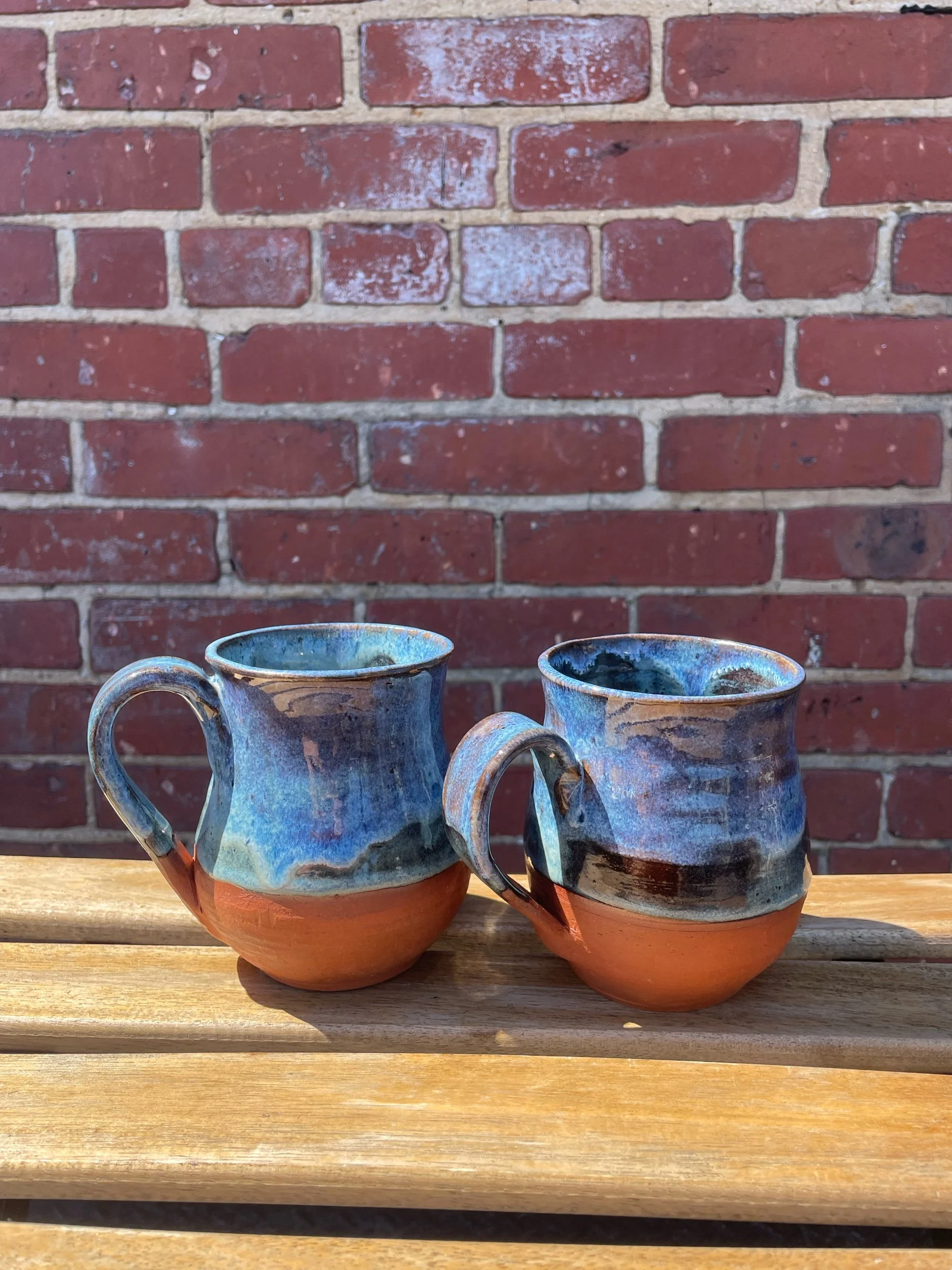 Set of 2 drippy blue mugs