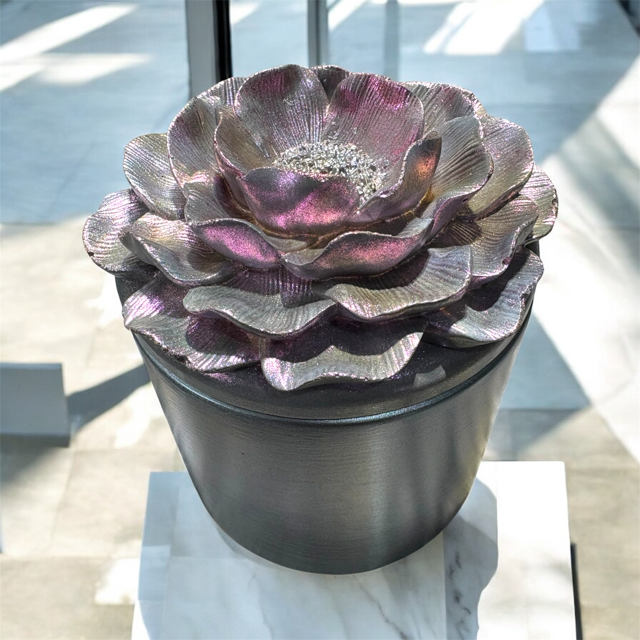 Velvet Flora top lid.png