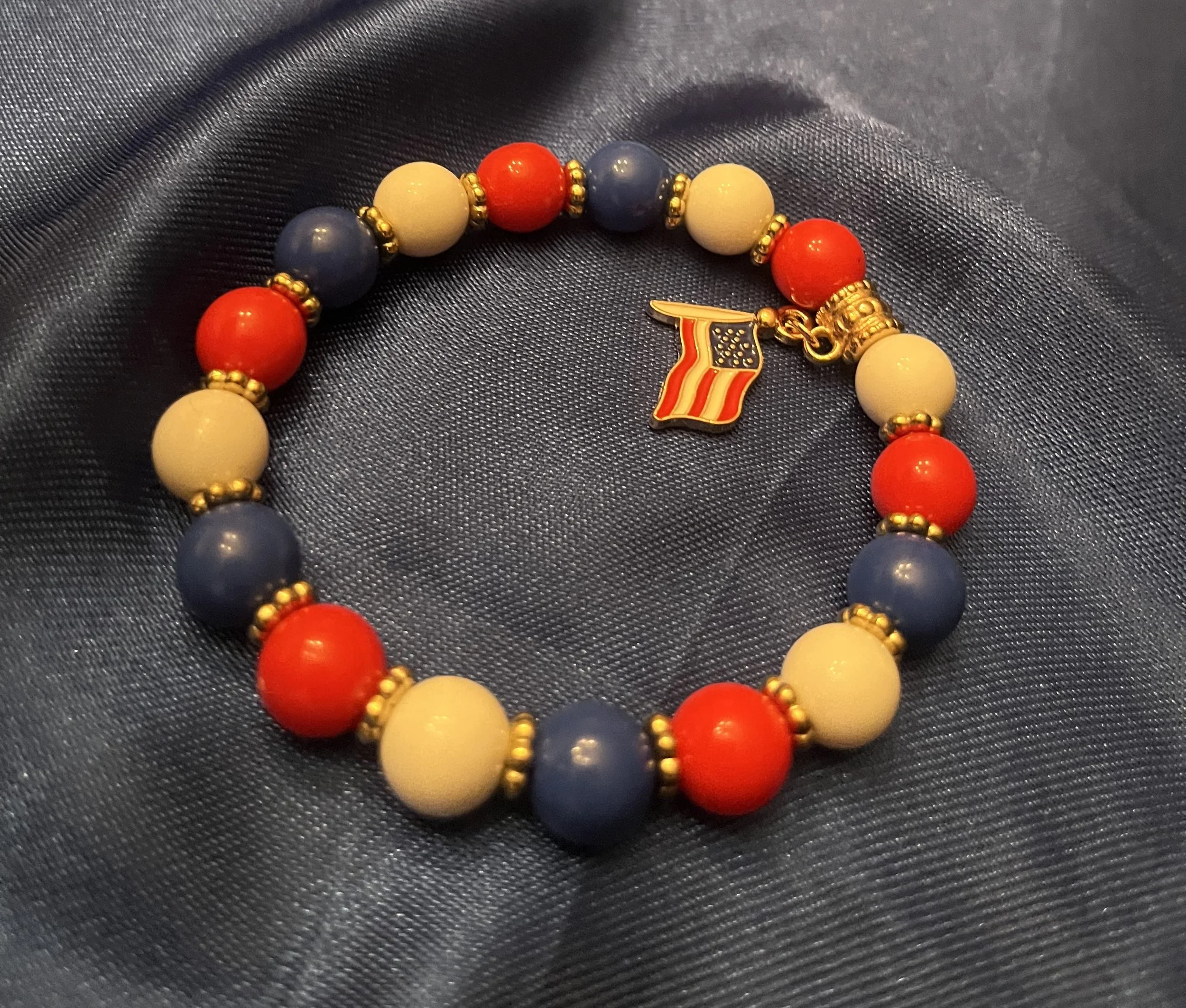 Beaded Bracelet w/ Flag