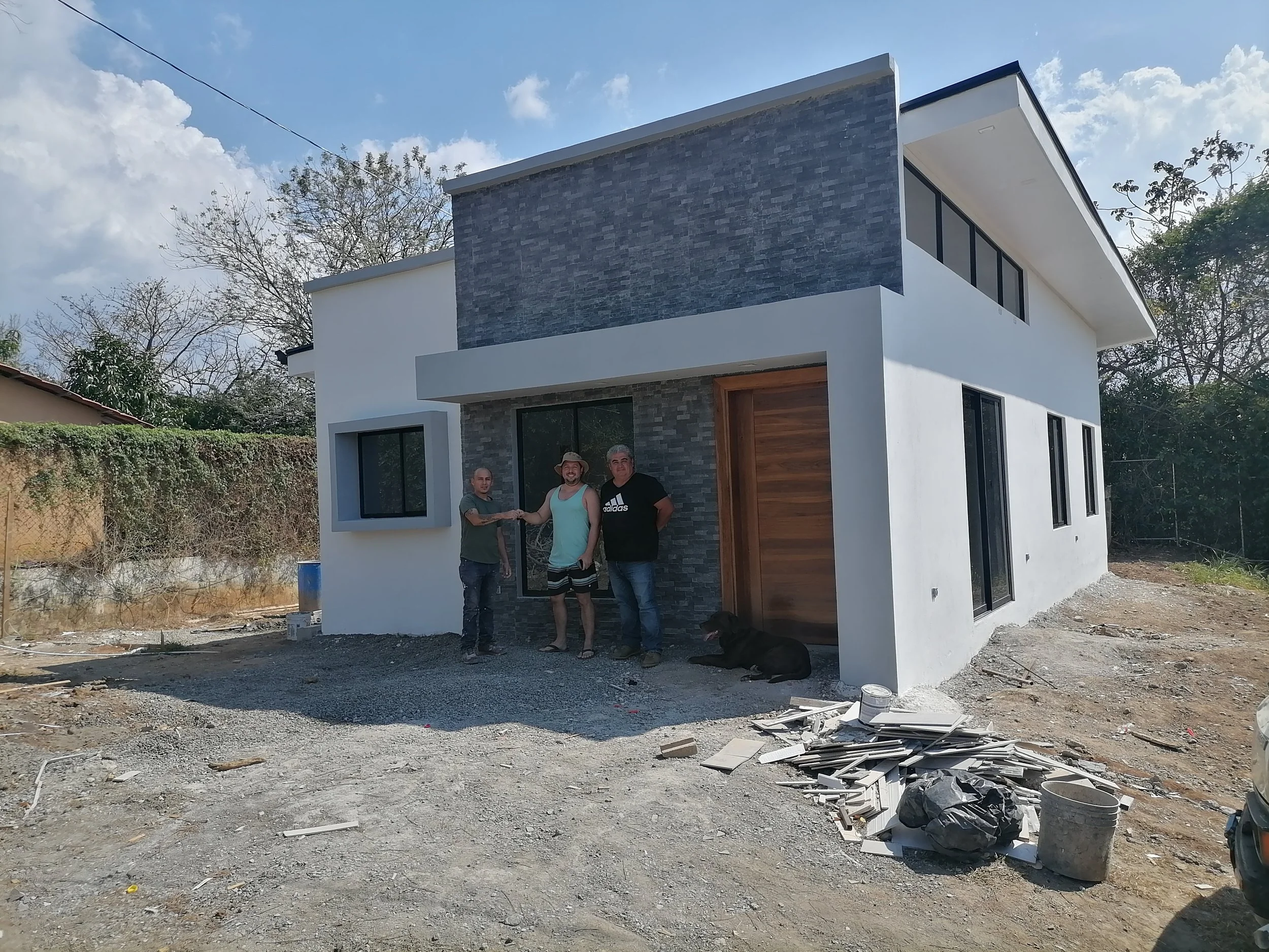 Nombre: Proyecto Casa Turrucares- Alajuela
Área: 90 m2 
Sistema Constructivo Prefa-Block