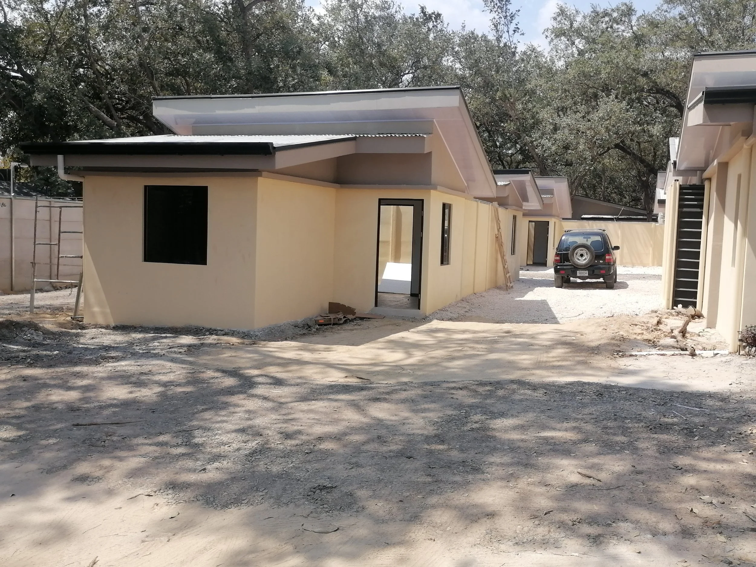 Nombre: Apartamentos Liberia Etapa #2
Área: 120 m2 (cuatro apartamentos)
Sistema Constructivo Prefa block
