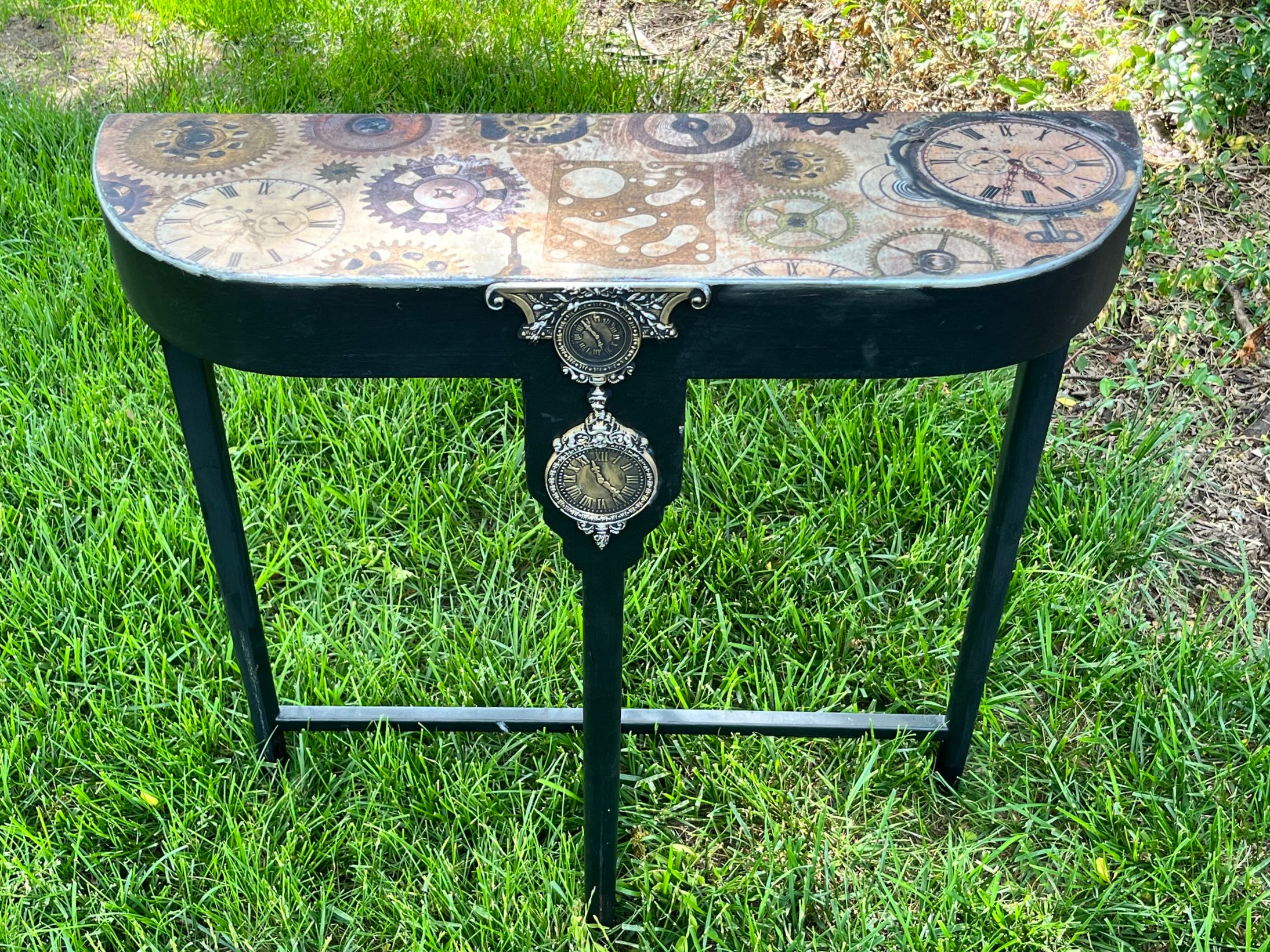 Steampunk+Table+1.png