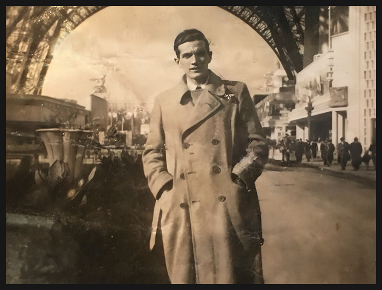 Eiffel Tower, 1937 - Gallery Manager