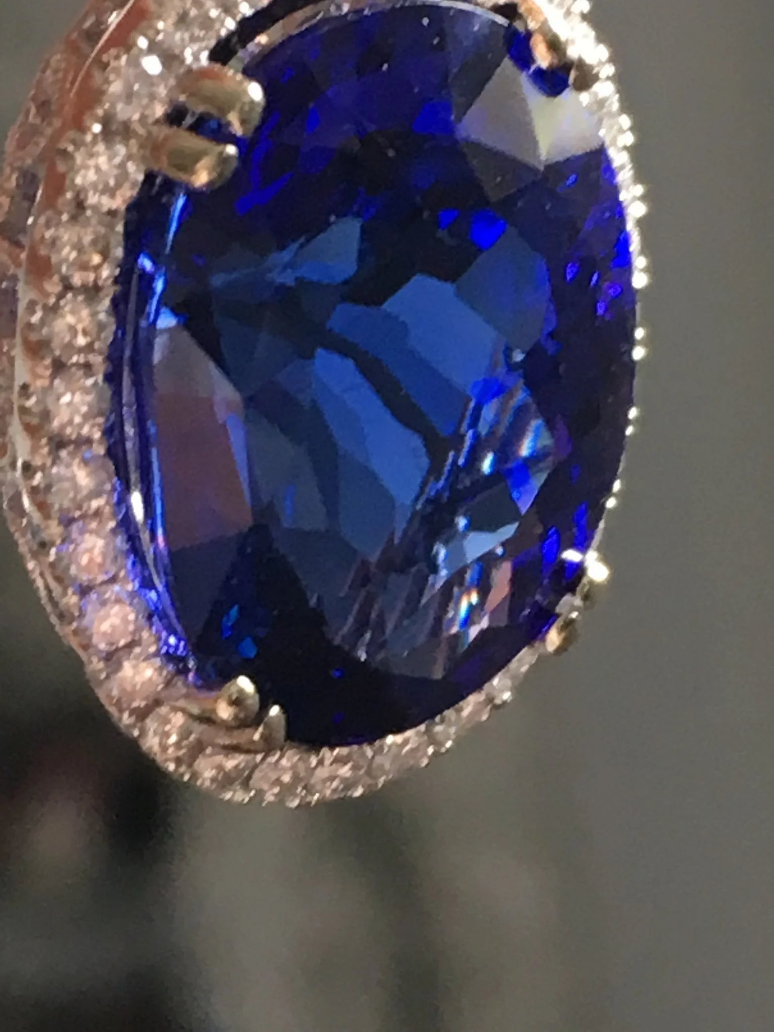 DEEP VIOLET BLUE TANZANITE PENDANT FOR SALE