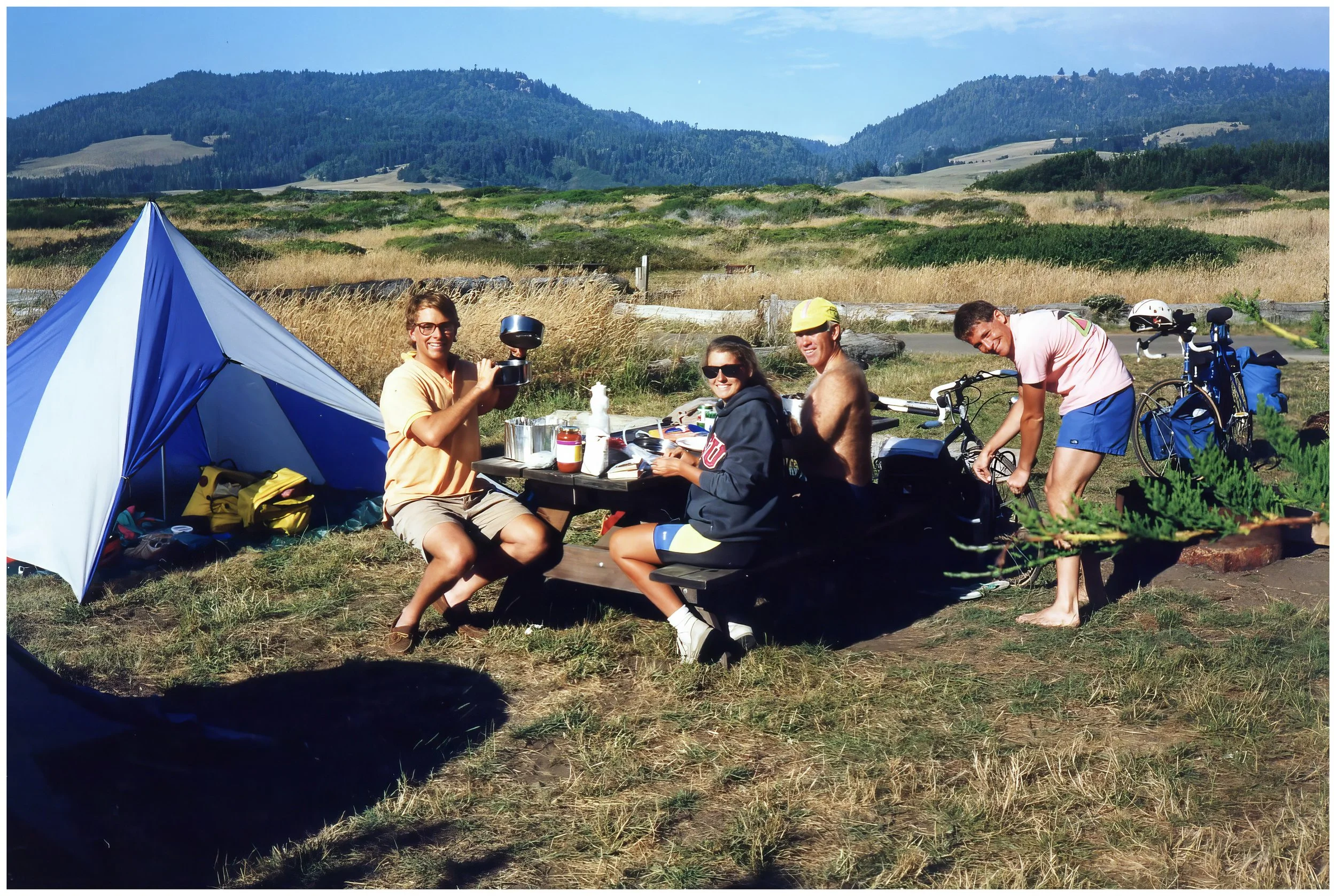 Enjoying some afternoon sunshine while hanging with Don and Steve at the Manchester Campground. (Click image for geotag)