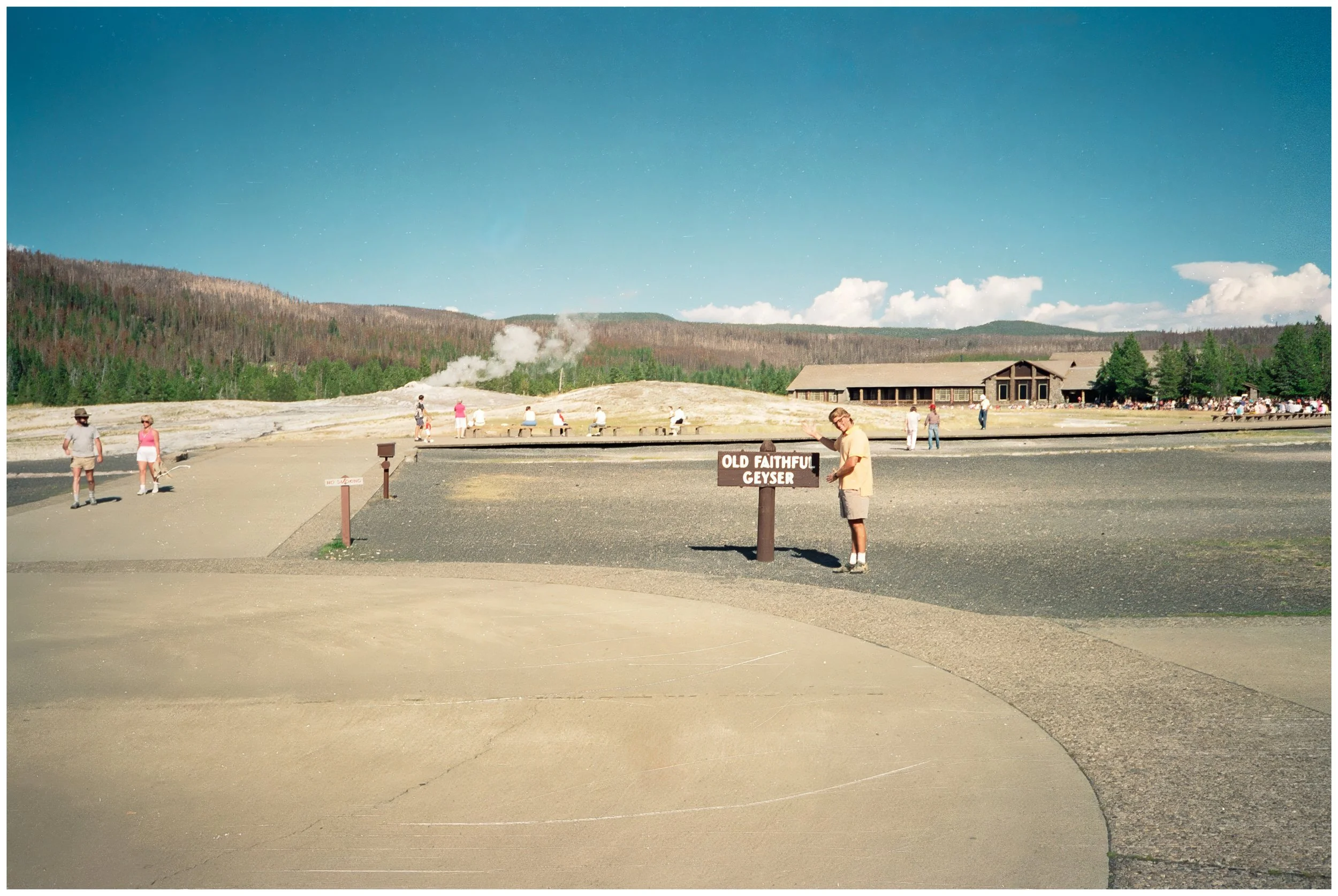 053. 1990_8_13  Old Faithful.jpg