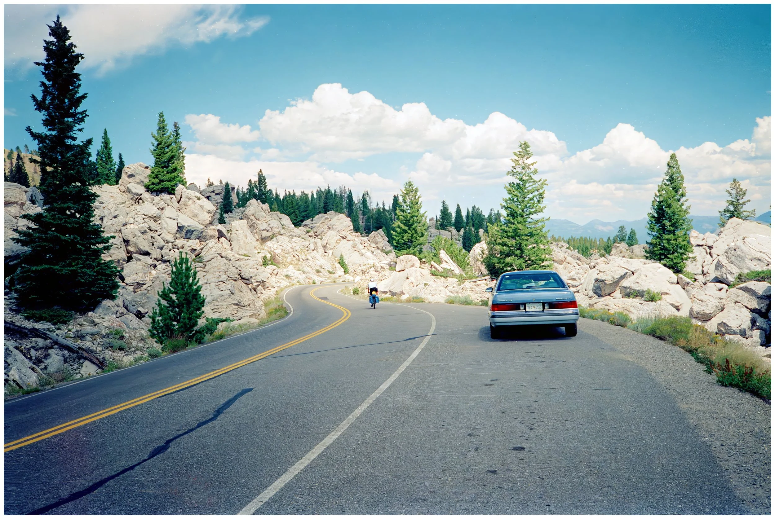 060. Descending to Mammoth Hot Springs through Silver Gate.jpeg