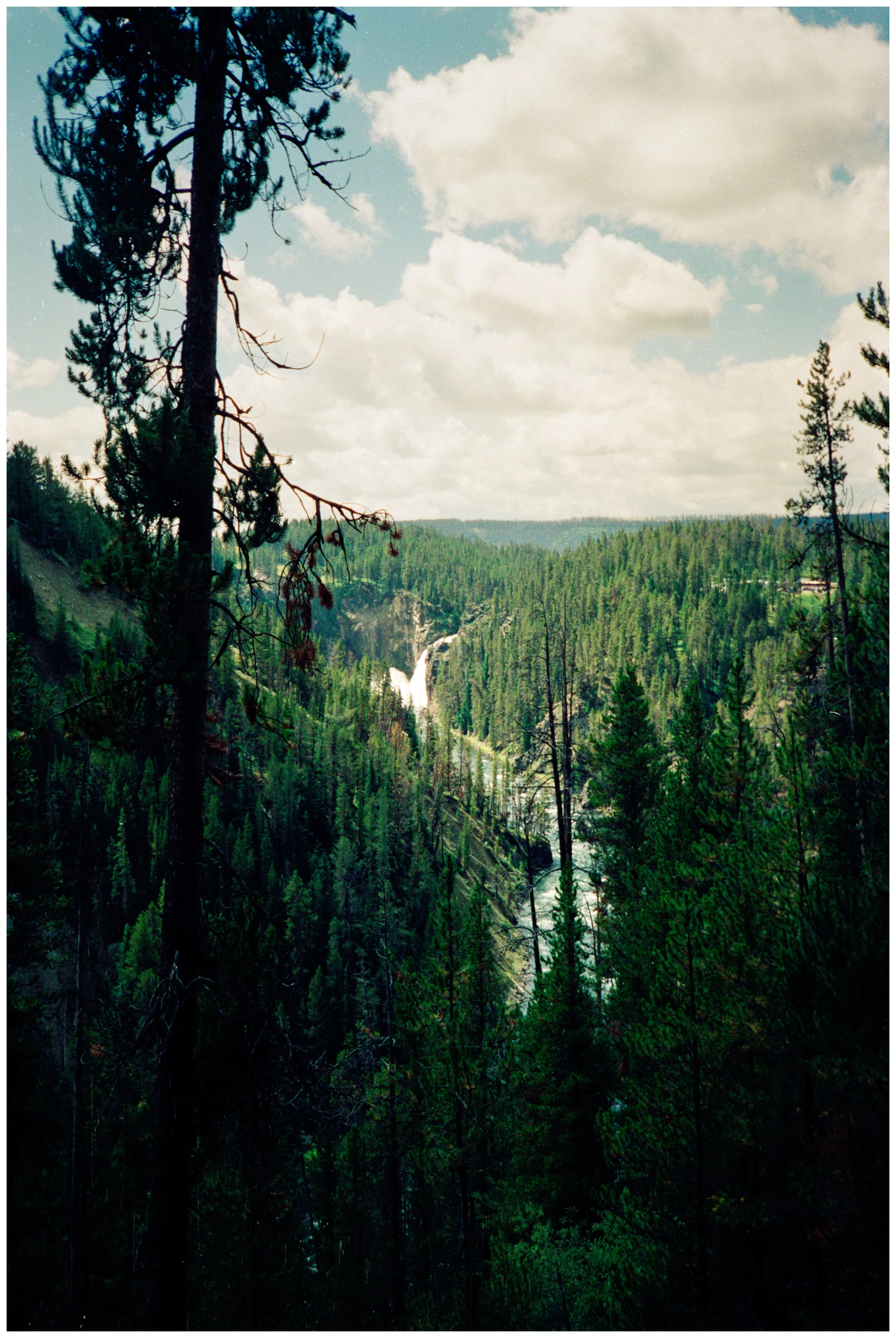 077. Looking toward upper Falls.jpg