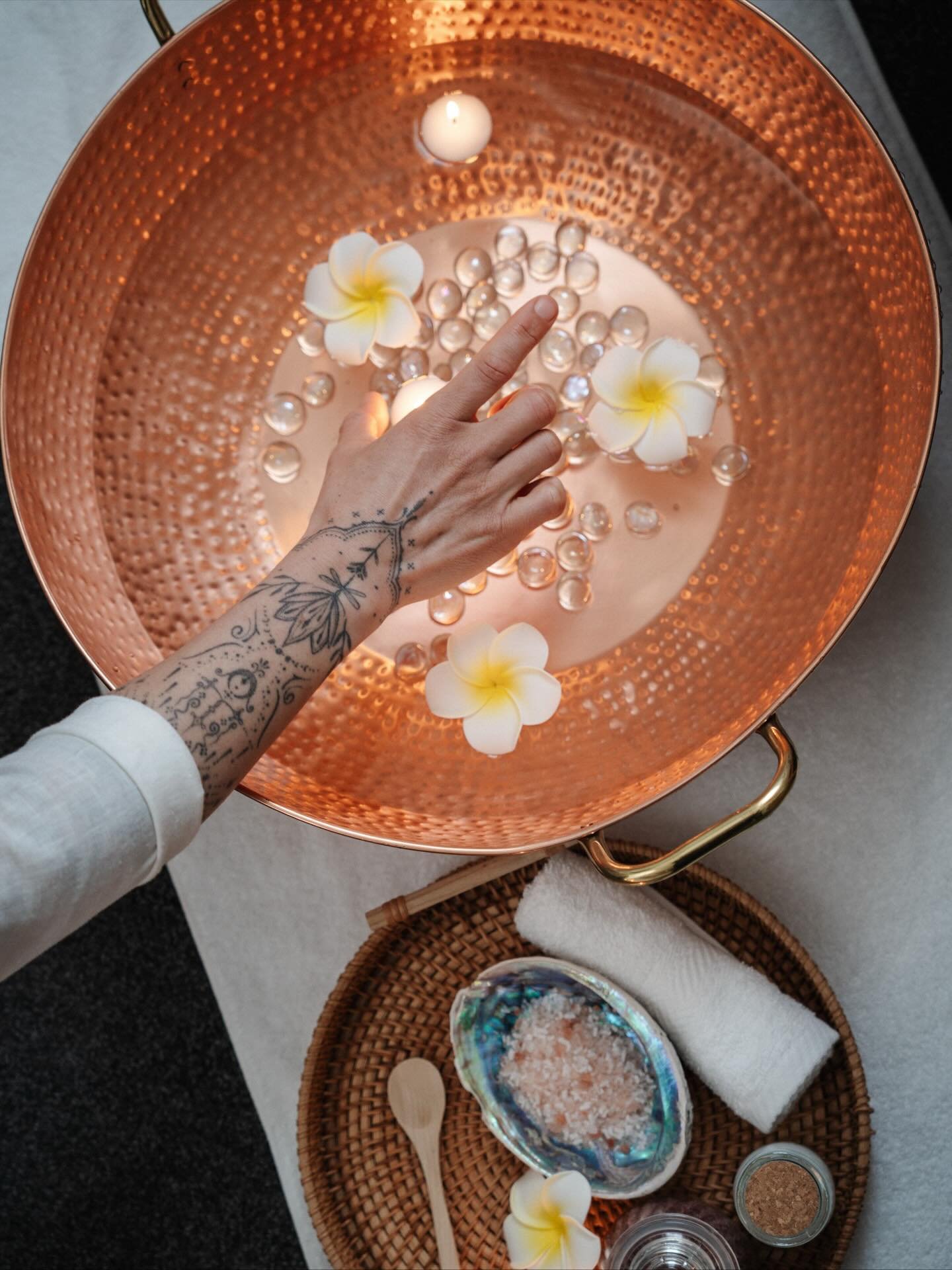 Experience this divine feminine self-care ritual for yourself 🌺

Tap &lsquo;Book Now&rsquo; on my page or send me a message x