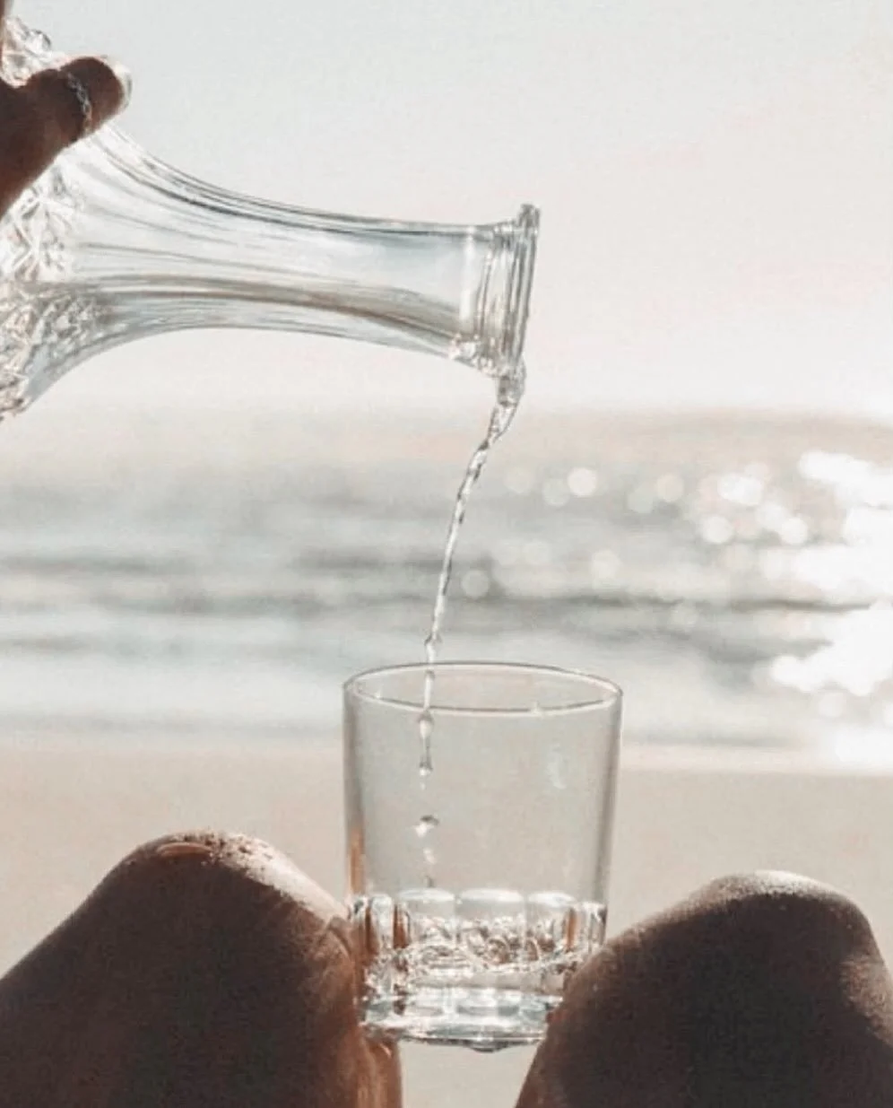 My Go-To Electrolyte Recipe 💙

Electrolytes aren&rsquo;t just for hydration, they support your body&rsquo;s electrical system, regulate your nervous system, and enhance cellular communication 🧬

Balanced electrolytes can help you feel
~ More ground