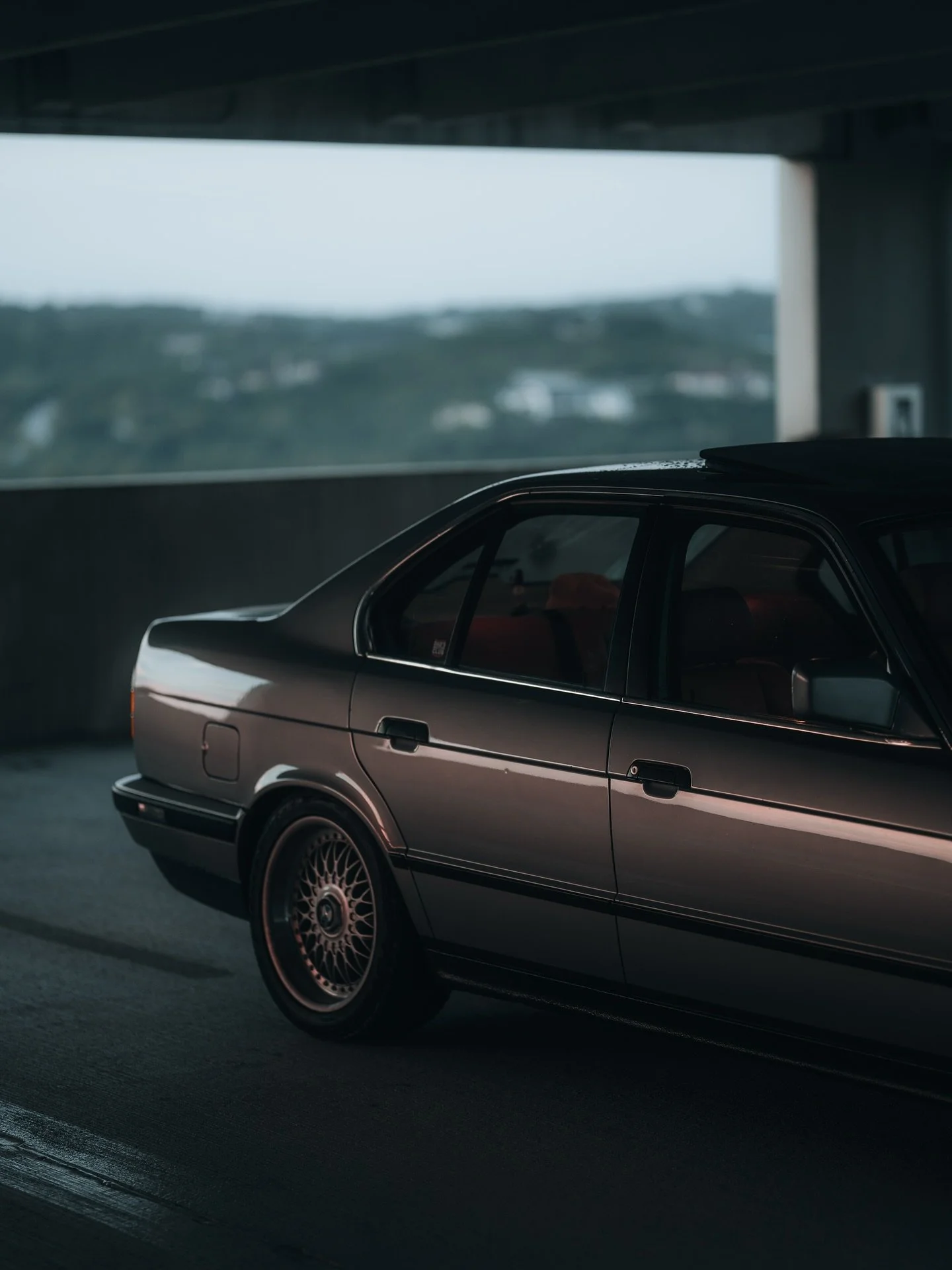 Some detail shots of the E34 in the morning 🌅 
#dadscarclub 
#bmwe34, #e34, #bmwclassic, #bmwlove, #bmwlife, #bmwgram, #bmwcommunity, #bmwenthusiast, #bmwphotography, #bmwshoot, #carphotography, #carsofinstagram, #carporn, #carspotting, #cargram,