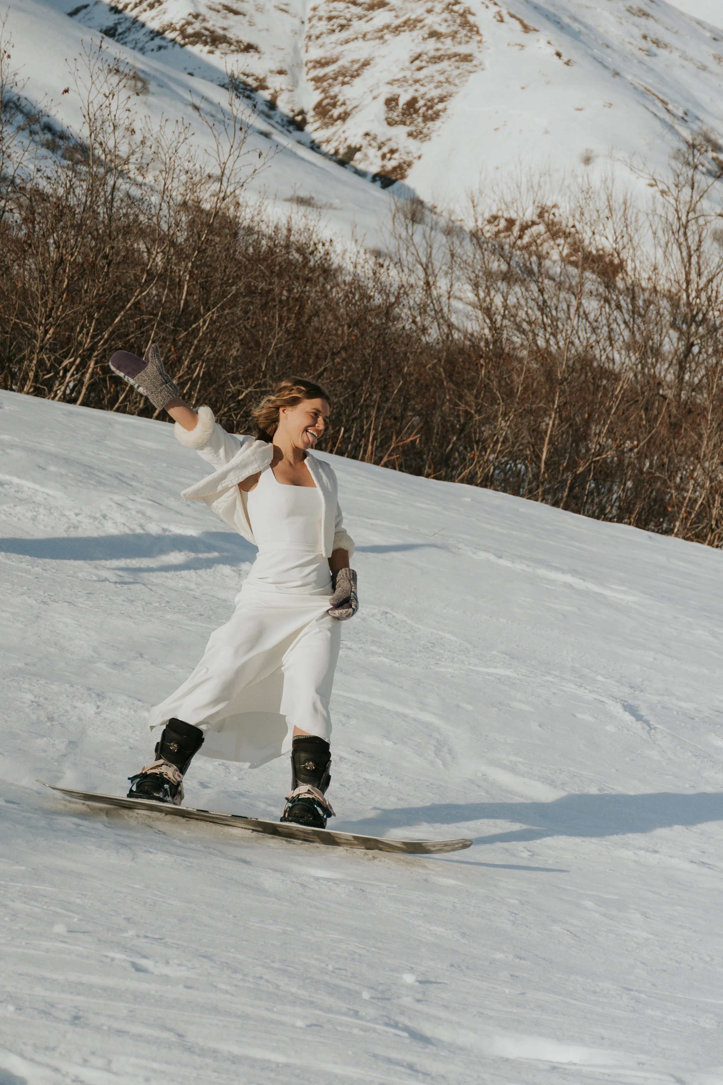 bride snowboarding