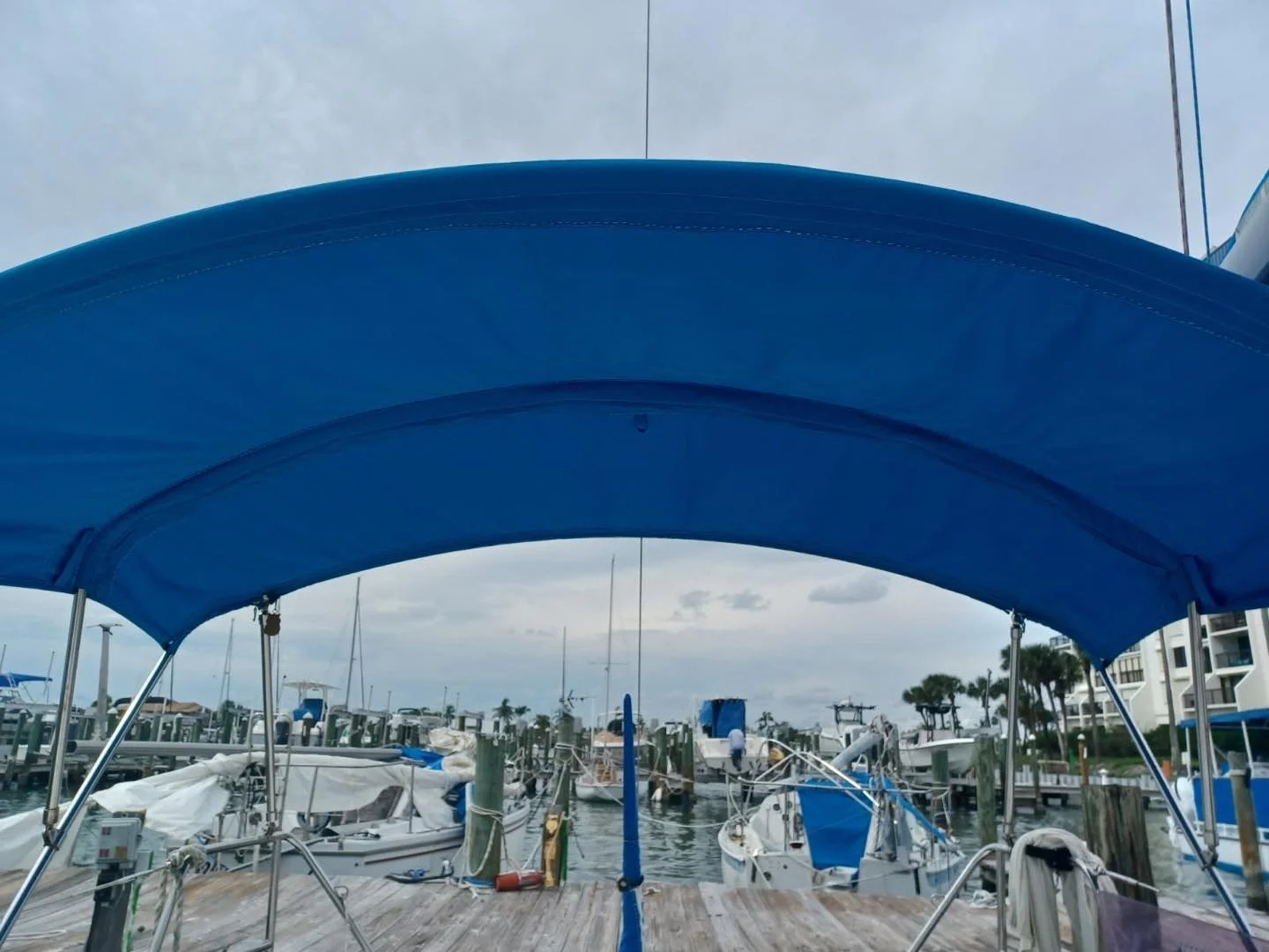 Getting ready to sail tomorrow!
#sailing #lovetosail #yachtcharter #clearwater #florida #eternalsummer