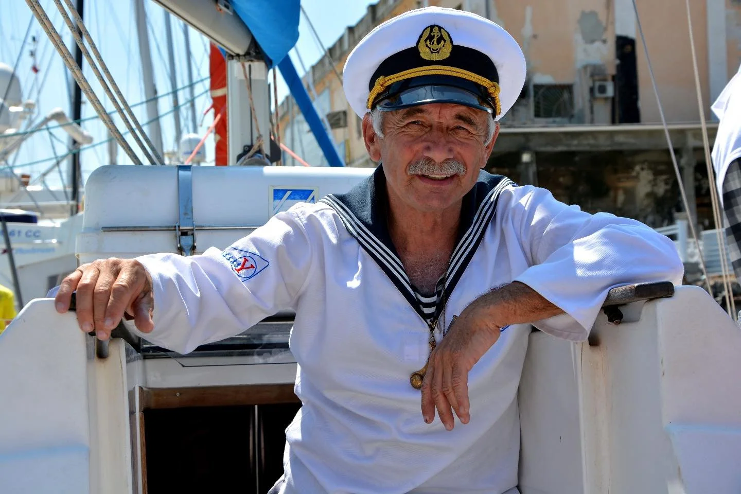 Meet the captain! Oleg is the USCG Merchant Mariner with 30 plus experience. He sailed Mediterranean Sea, Sea of Marmara and Black Sea and made it solo from the Crimea Peninsula to Genova, Italy. 
@unona.os 
#capitain #ocean #sea #travel #adventure