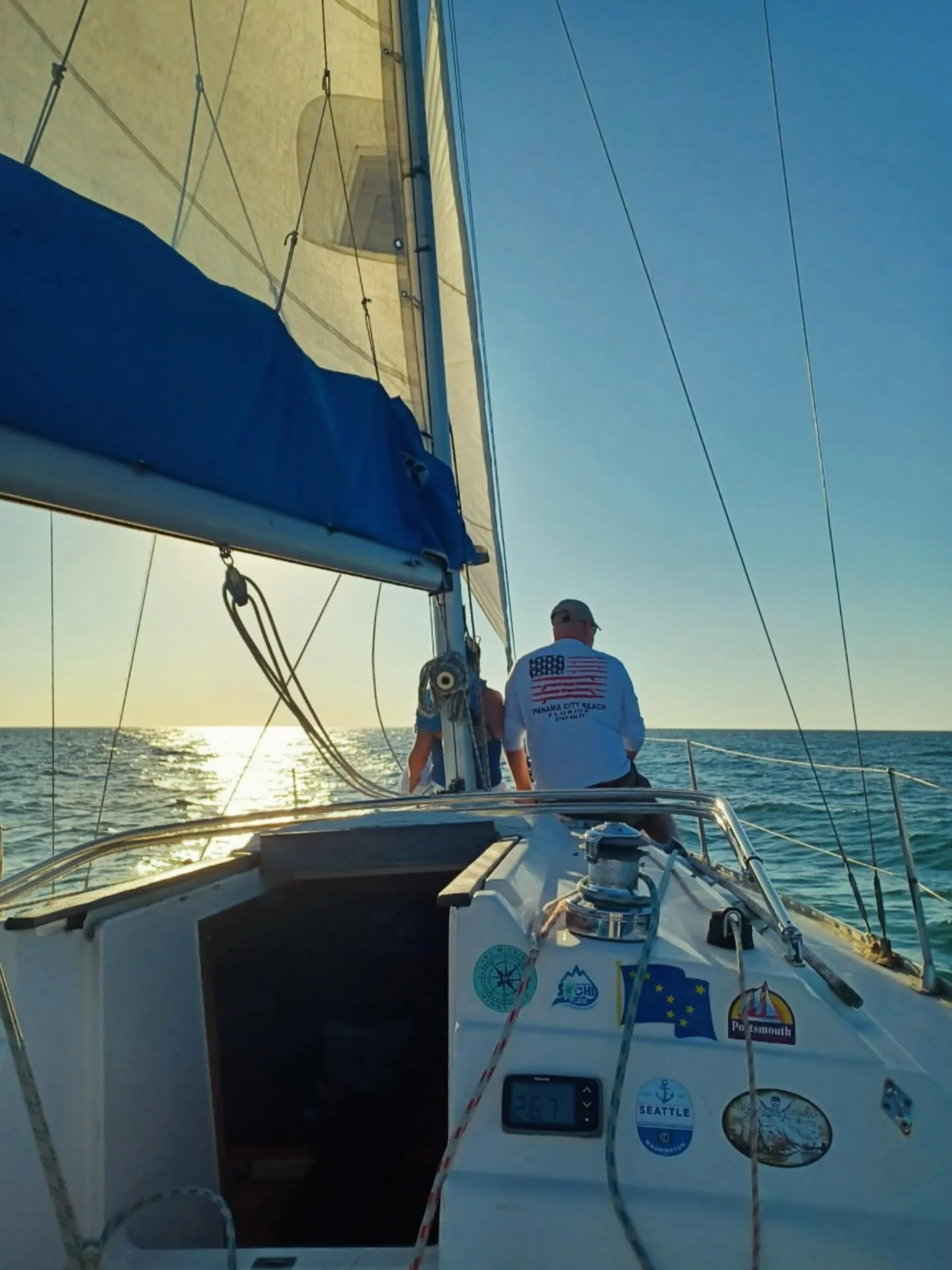 Meet me for the sunset! 
Book your trip with us! Sunset tours are available.

#sunset #sailinglife #sailing #cruise #yachtcharter #stpetepride #florida #tampabay