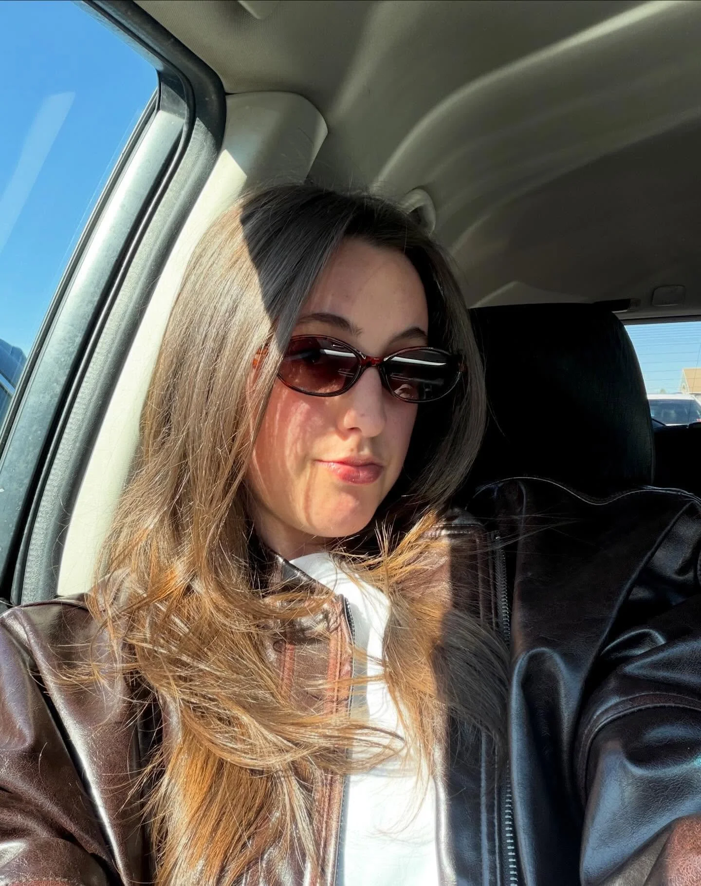 who else is having a good day?!☀️