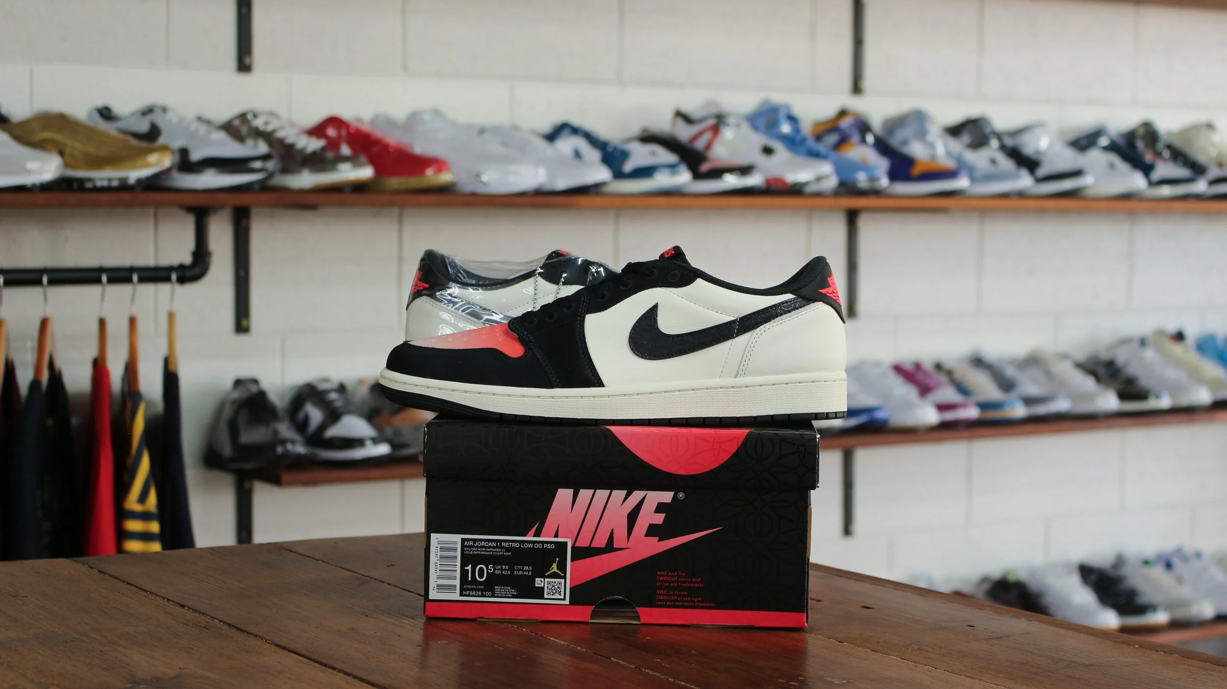 Jordan 1 Retro Low OG "PSG Paris Saint-Germain"