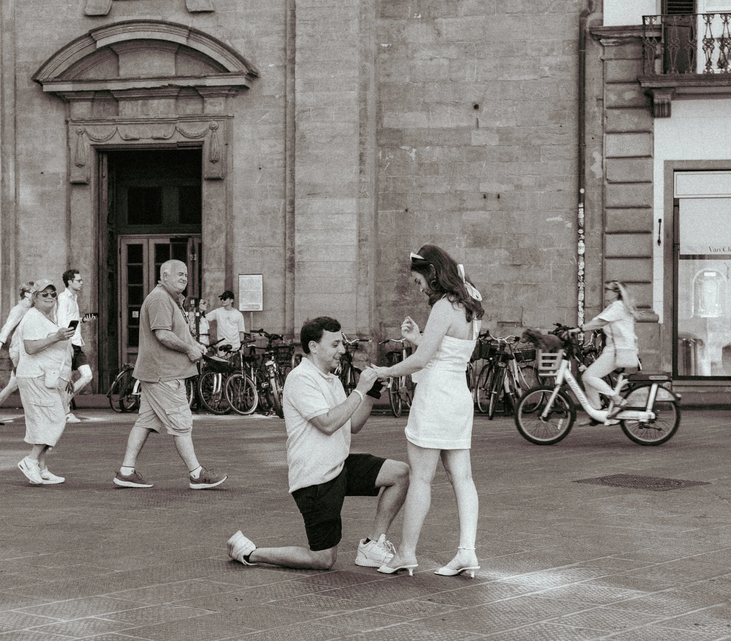 From Florence to Fiancé - Phoebe &amp; Matt’s Italian Engagement