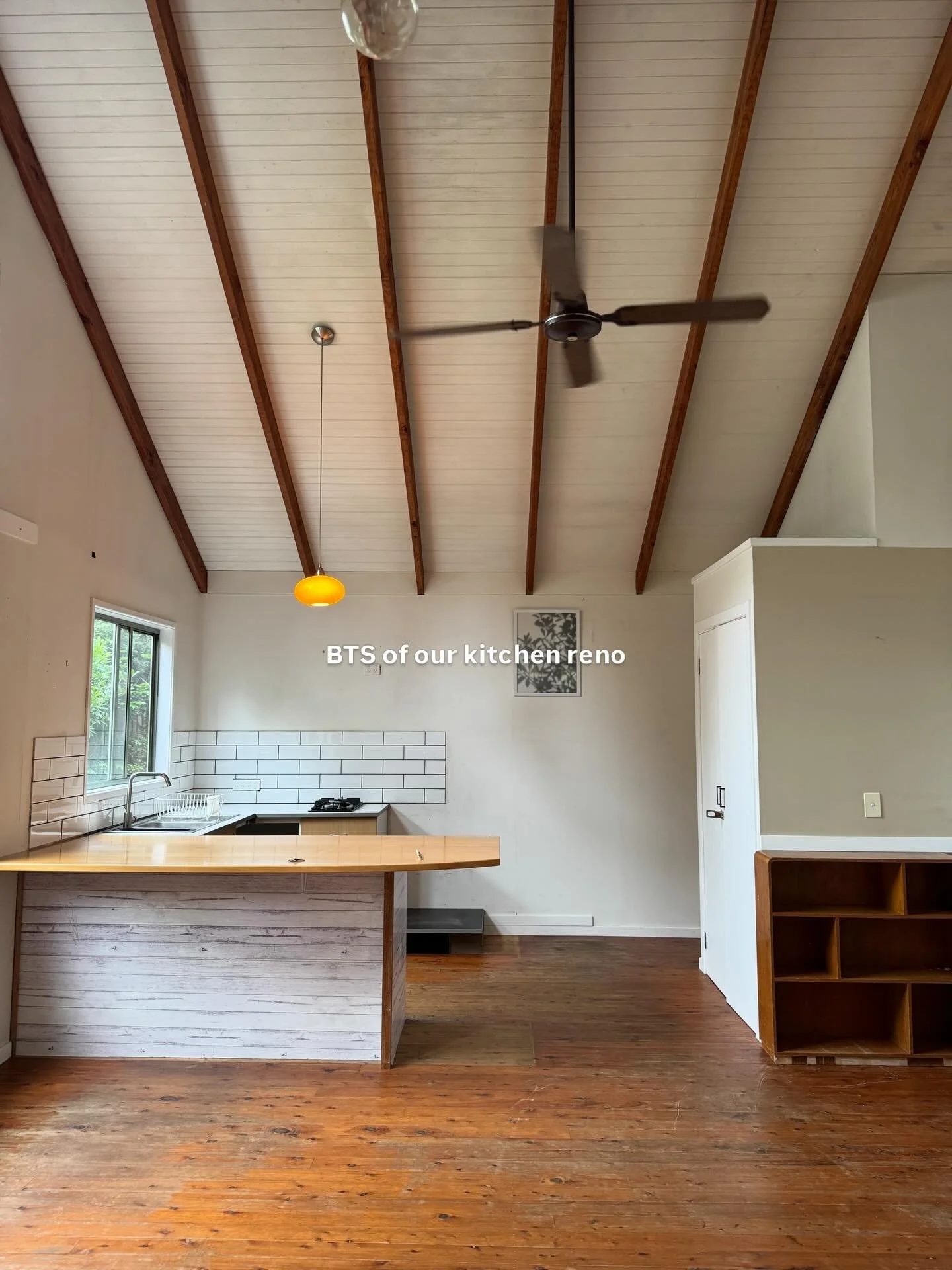 What started as cleaning up the back yard and realising we had a jackpot of hardwood timber, lead to many hours of restoration and learning new skills to turn it into our kitchen (funny how renovating is a total can of worms like that). Re-using what