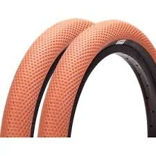 LLANTA CULT X VANS CAFE 16'' WAFFLE