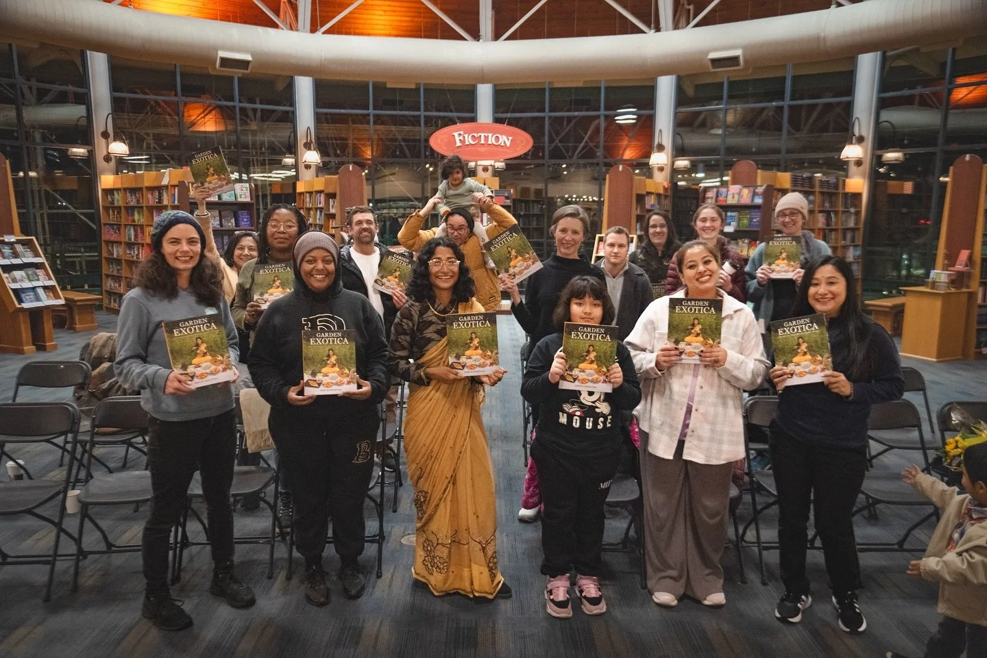 WOW 🌟It was a magical night🌟Thank you all from the bottom of my heart for making this day so special ❤️

Celebrating the release of &ldquo;Garden Exotica&rdquo; and my lifelong dream to hold a photo exhibition, both coming true on the same day @jos