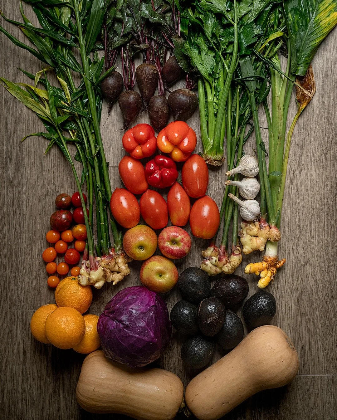 Saturday Veggie Haul from the Lexington Farmer&rsquo;s Market🍅

Thank you @seedleaflex and @lexfarmmkt for the generous garden bucks. This is the most rewarding gift for someone like me who loves cooking with fresh vegetables. This is amazing❤️

I a