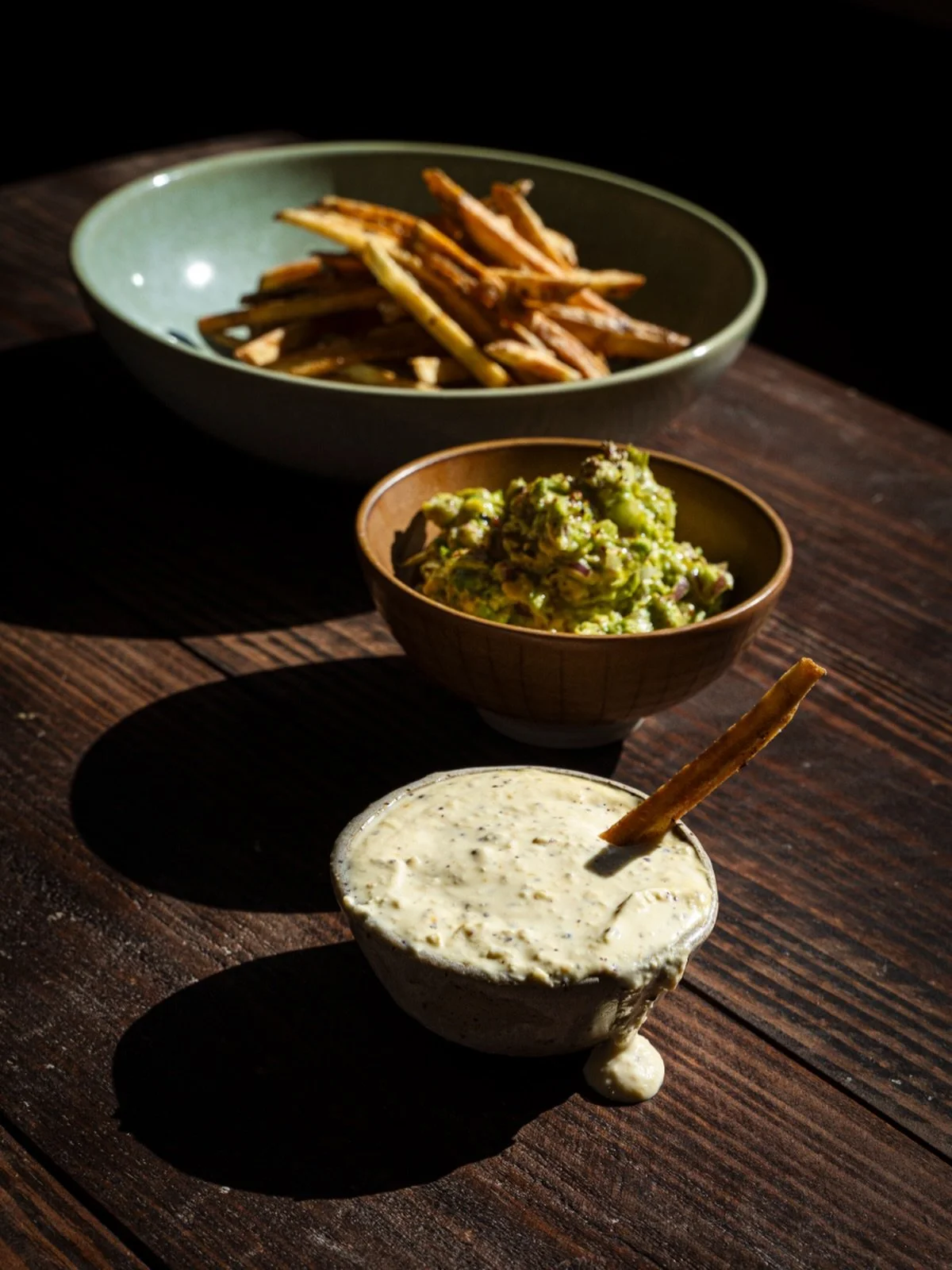 Happy Friday! 🔥 Who is ready to celebrate? 

Fun fact: Fries weren&rsquo;t originally supposed to be in my second cookbook, &ldquo;Garden Exotica.&rdquo; But everyone loves fries, so I had to include them! I also accidentally made a heavenly sauce t