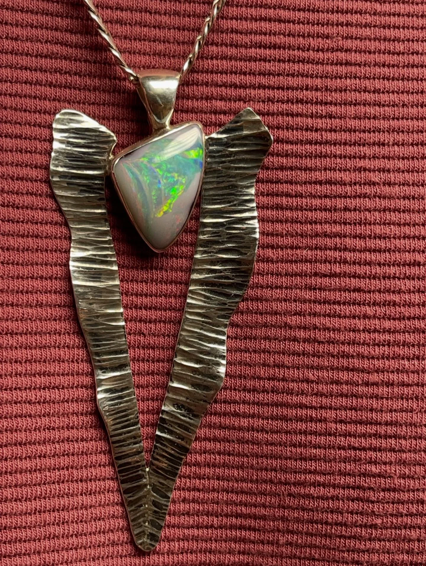 Jewellers Equipment
Looking to buy!

I knew something was up when I went out a few weeks back and bought a bunch of lovely Lightning Ridge opals. Only trouble was I didnt have anything to do with them. Now being without a workshop to make things, a g