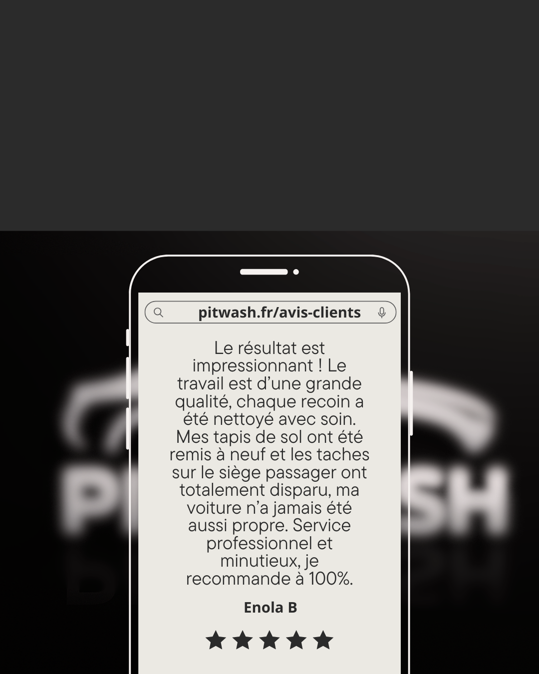 Capture d'écran d'une page de commentaire sur un site Web, affichée sur un téléphone portable, avec une note de cinq étoiles et un texte positif en français sur la qualité du service de nettoyage des tapis et de la voiture, signé par Enola B.