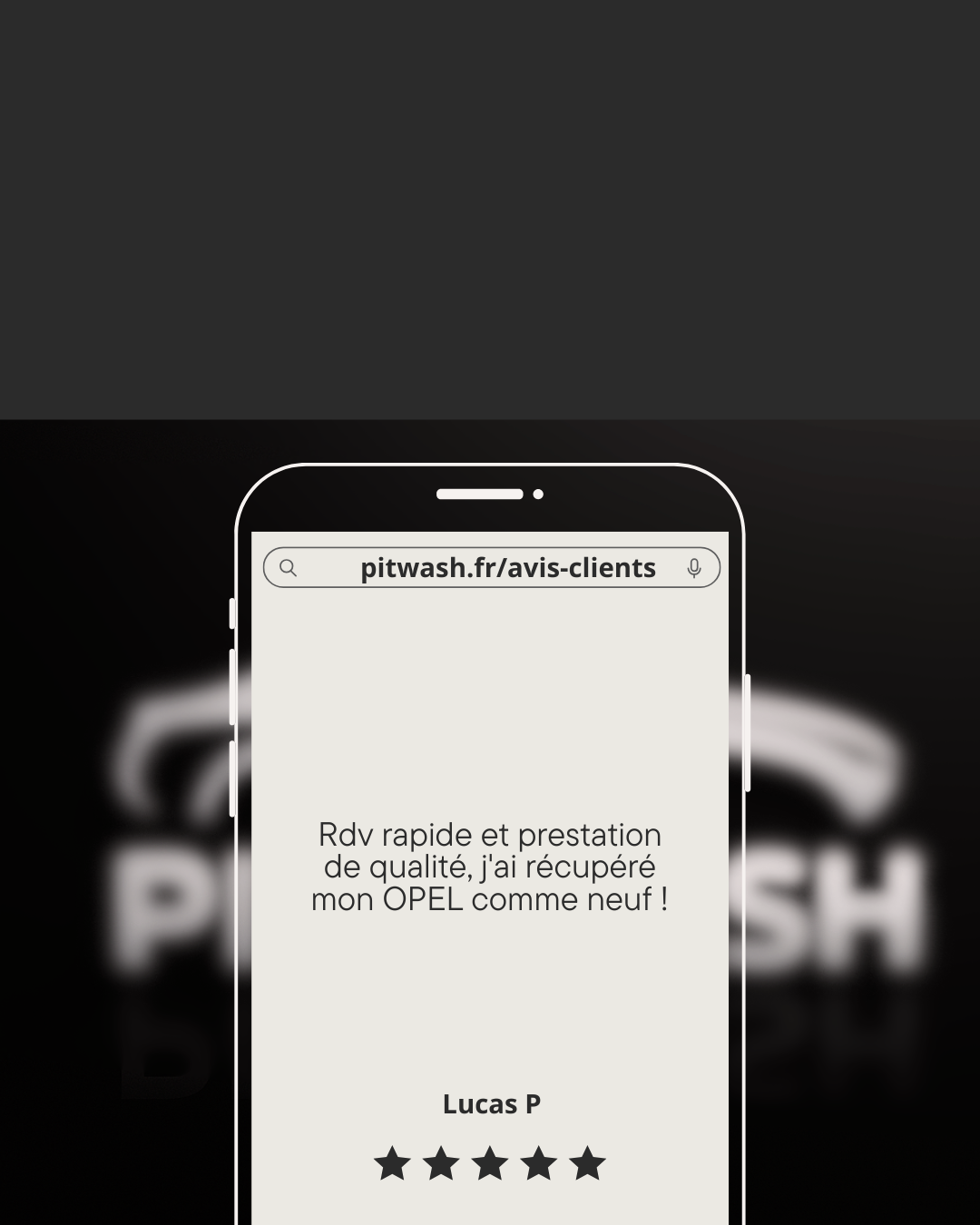 Capture d'écran montrant une page web sur un téléphone, avec un message de review positif d'un client nommé Lucas P, concernant la récupération d'une voiture Opel comme neuve, avec une note de 5 étoiles.