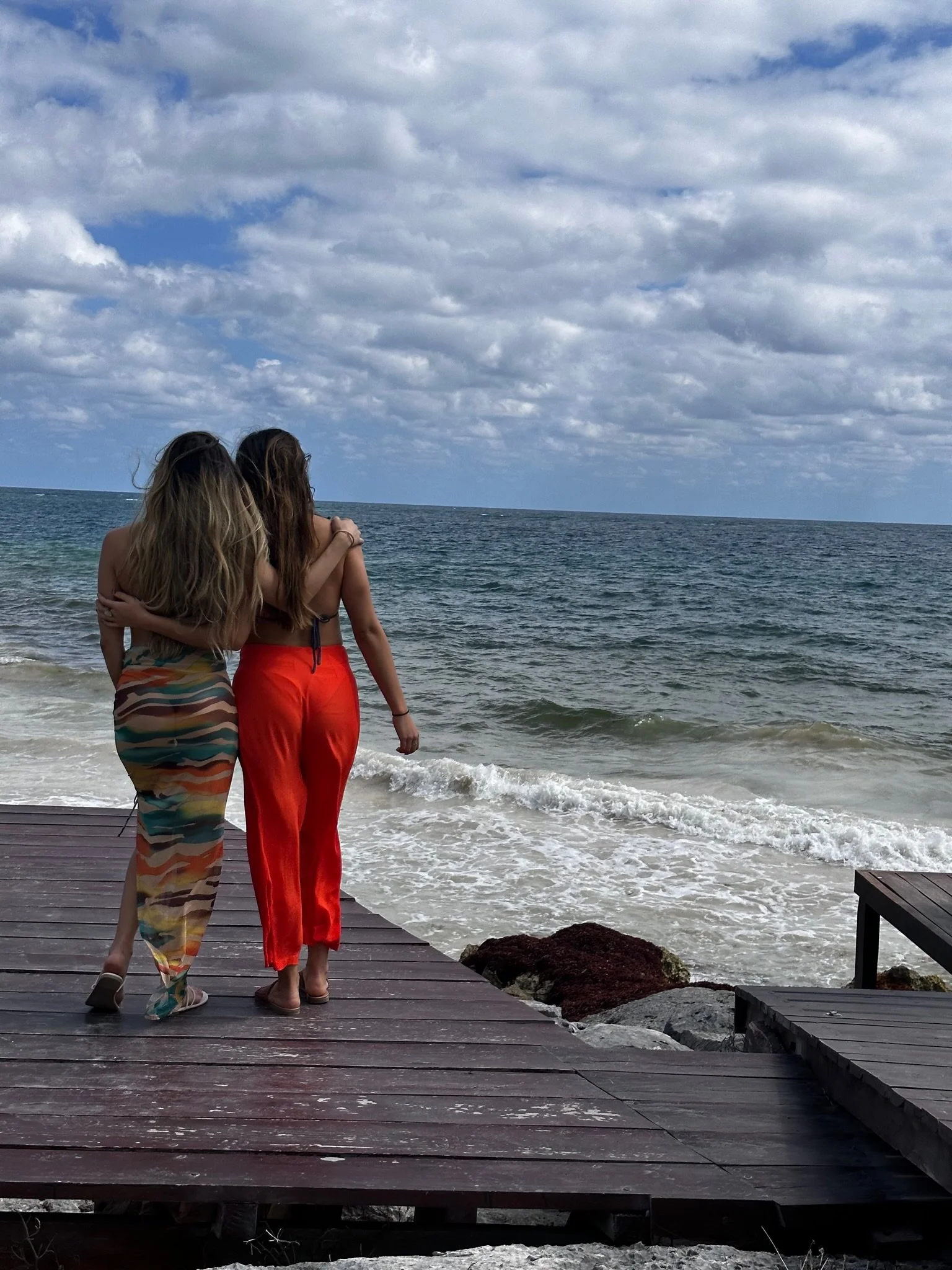 tulum girls.JPG