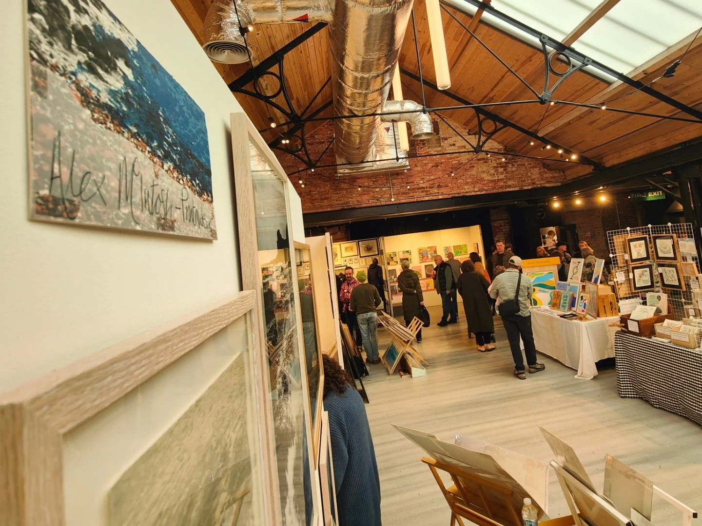 And we're off @hepworthwakefield 's print fair is on all weekend! 10- 5 do come say hi, there's a boat load of wonder printmakers to chat with and tons of tasty printed matter! 

#printmaking 
#print 
#