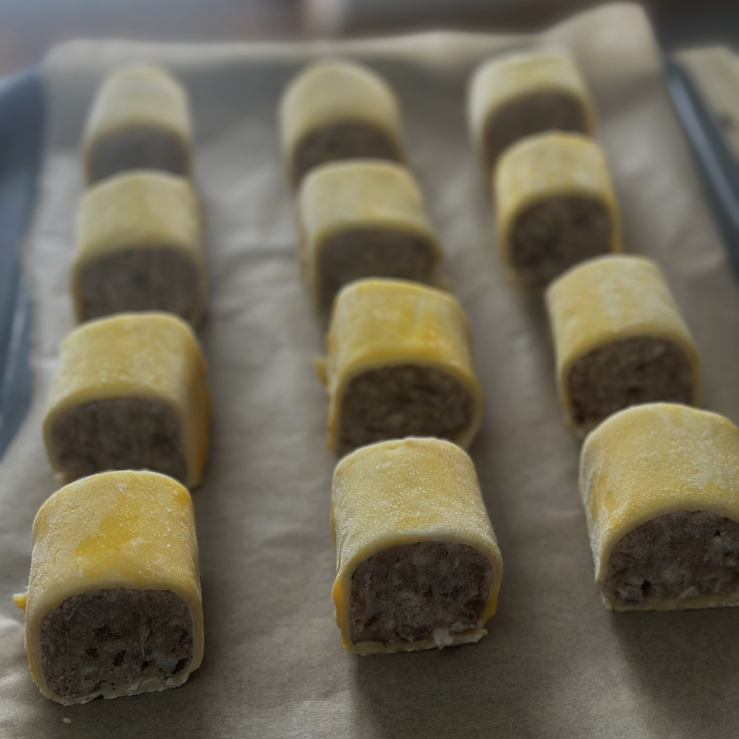 sausage rolls 1.jpg