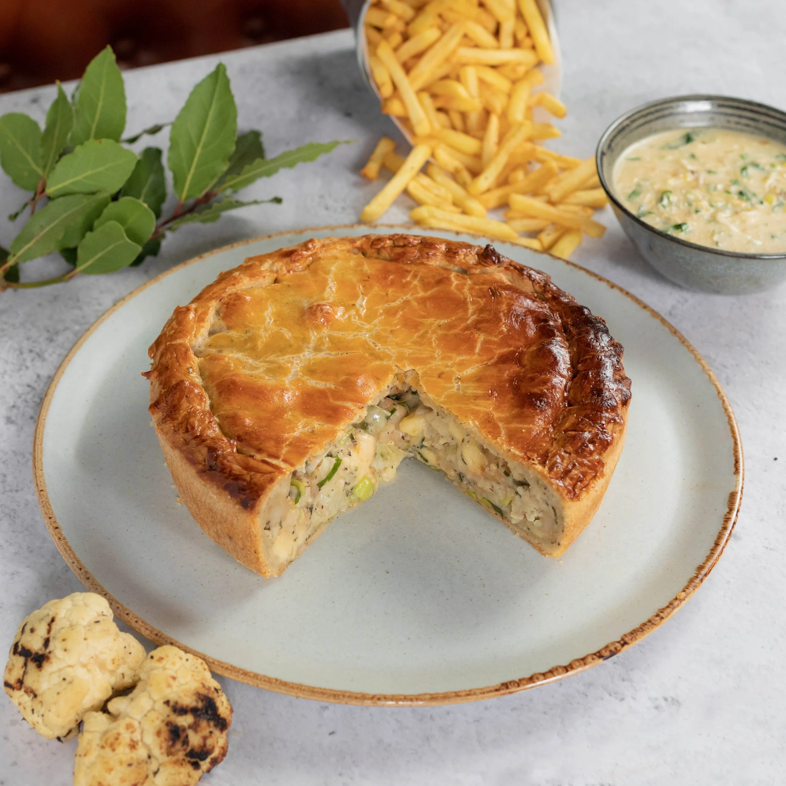 Cauliflower & Smoked Cheddar Cheese Pie (v)