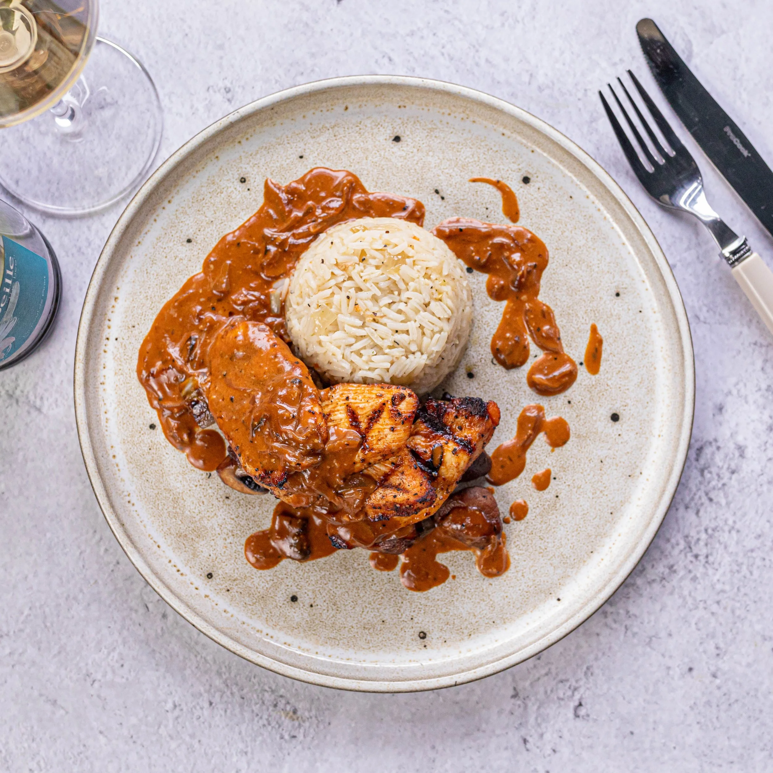 TheSorbusTree-Mains-ChickenStroganoff_4.jpg