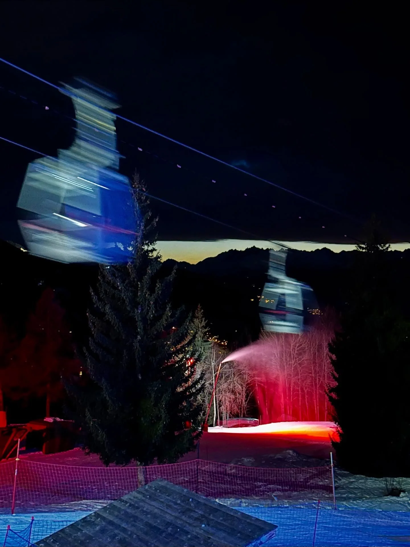 Nouvelle ann&eacute;e 🌭

Faire le tri.
Garder l&rsquo;essentiel.
Avancer plus juste.

Je vous souhaite une ann&eacute;e align&eacute;e avec ce qui compte pour vous.

Ici, le d&eacute;but d&rsquo;ann&eacute;e se fait en mode reset.
Du temps en famill