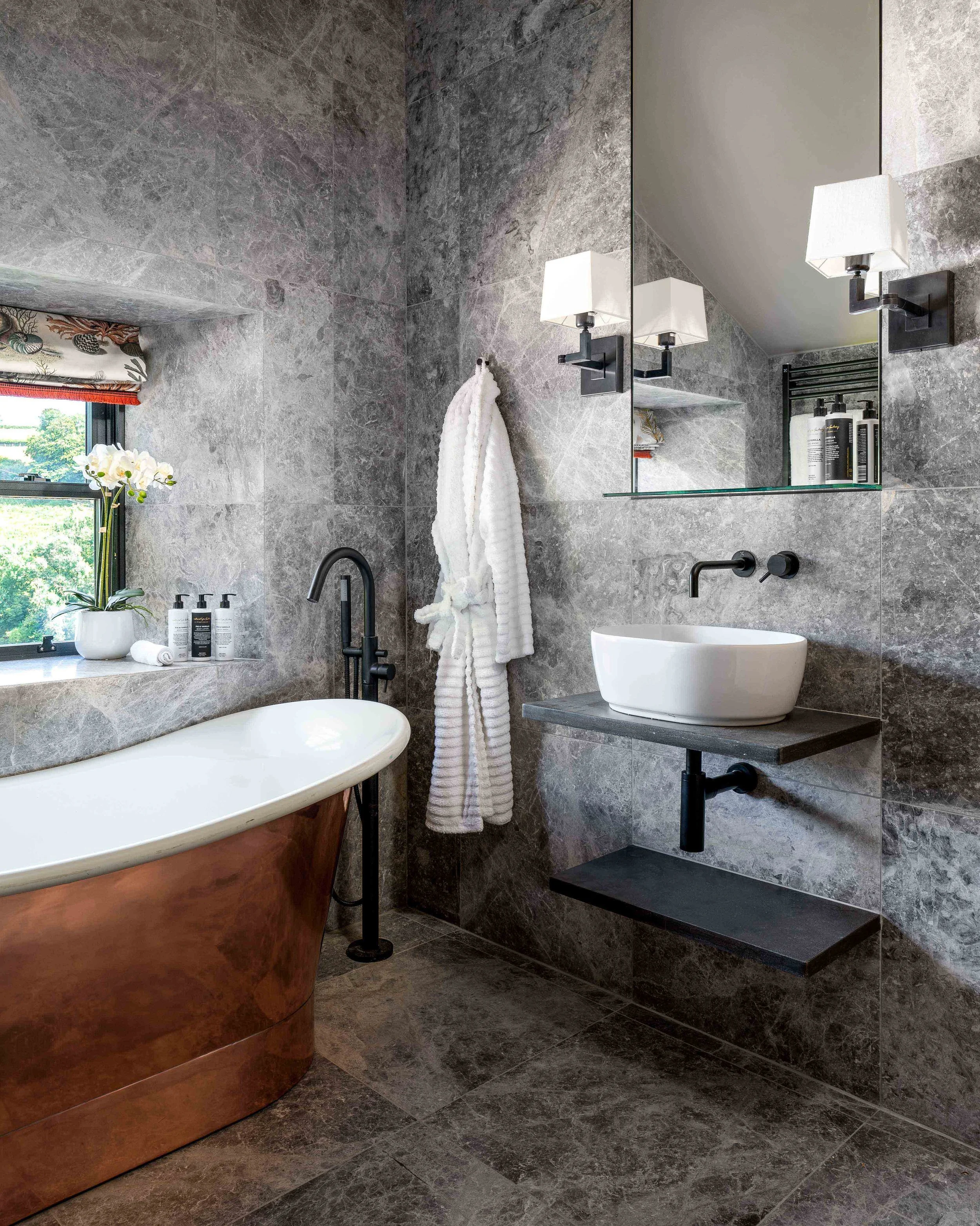 2021_08_24_15_05_SV904812­_Bittescombe Lodge-Edit.jpg