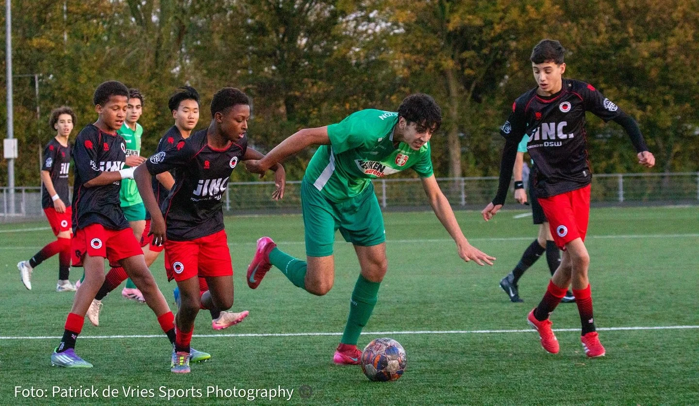 ⚽️ FC Dordrecht O15 - Excelsior O15
📅 1 november 2025
📍 Jeugdhome FC Dordrecht
Uitslag: 0️⃣➖2️⃣

Alle foto&rsquo;s staan online op mijn website (link in de bio)

#fcdordrecht #fcdordrechtjeugd #fcdordrechtjeugdopleiding #fcdordrechto15 #boelsfootba