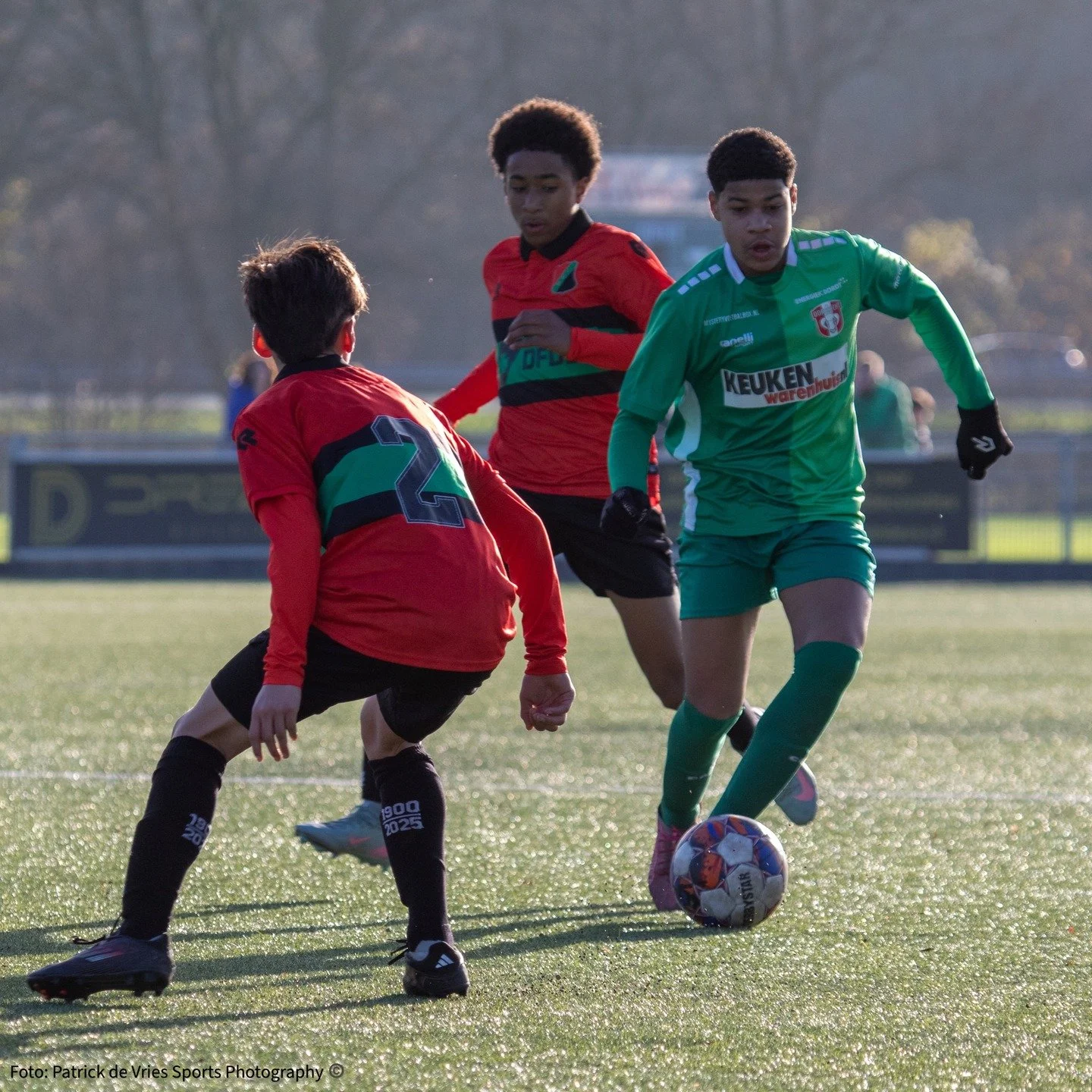 📅 13 december 2025 
⚽️ FC Dordrecht O15 - NEC O15 
📍 Jeugdhome FC Dordrecht 
Uitslag: 1️⃣➖1️⃣

De foto's staan online op mijn website (link in de bio)

#fcdordrecht #fcdordrechtjeugdopleiding #fcdordrechtjeugd #boelsfootballacademy #fcdordrechto15 