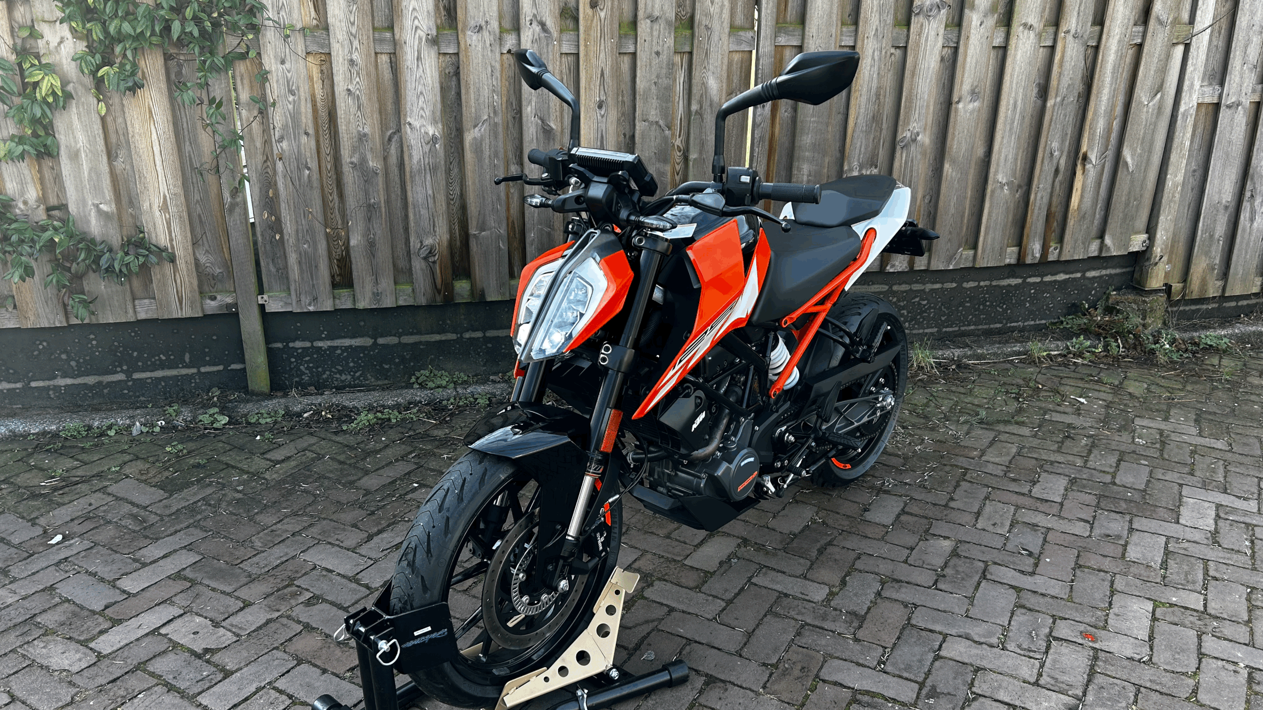 KTM 125 duke 2020