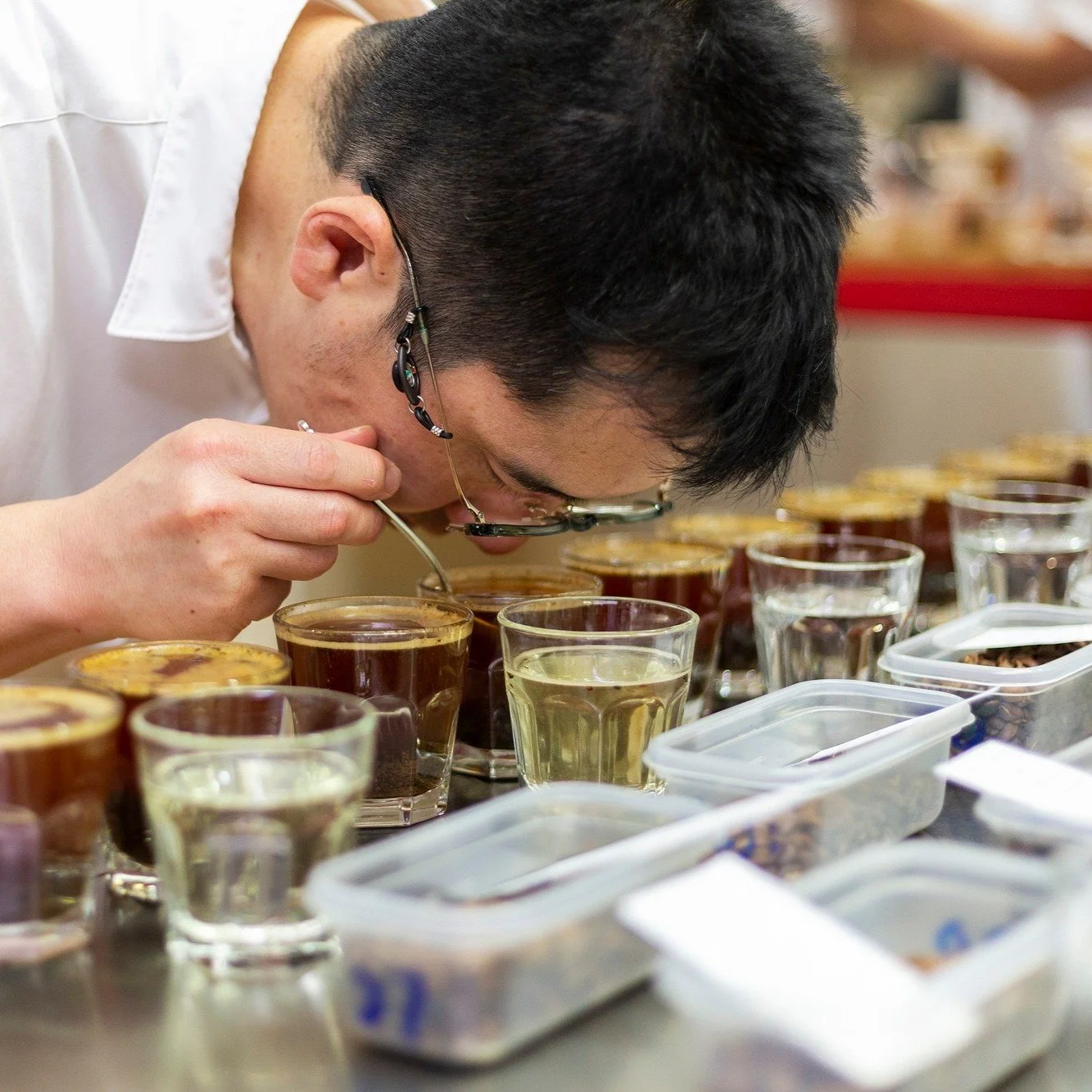 サンプルのテイスティング_1.jpg