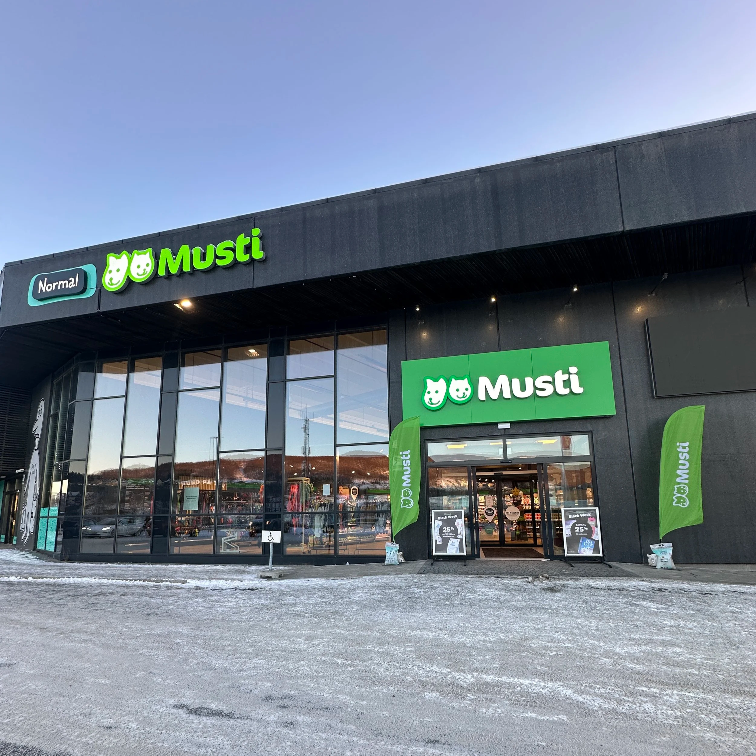 Normal og Musti har åpnet på Hunstad Sør