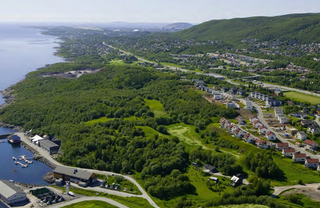 Dronebilde av Hunstad Sør