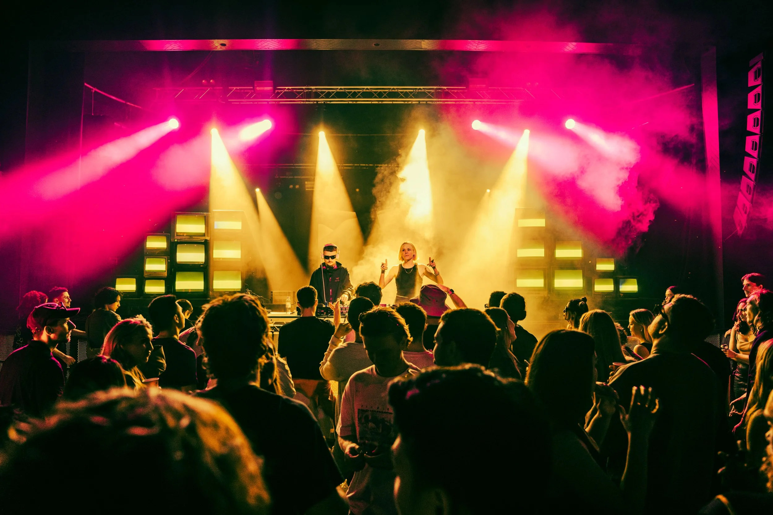 Willo x Oxford Art Factory