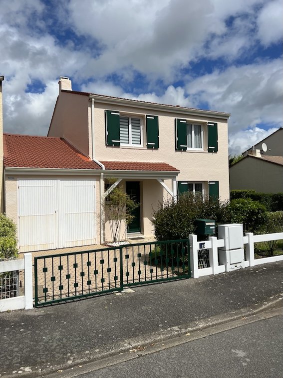 Combien coûte un ravalement de façade en Loire‑Atlantique, autour de Nantes ?