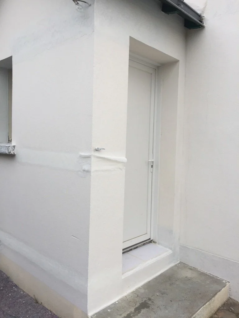 Pontage fissures infiltrantes pignon Nantes - toile verre non tissée pour réparation durable