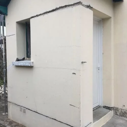 Réparation fissures façade Nantes (44) - ouverture et rebouchage mortier fibré haute performance NORD HABITAT