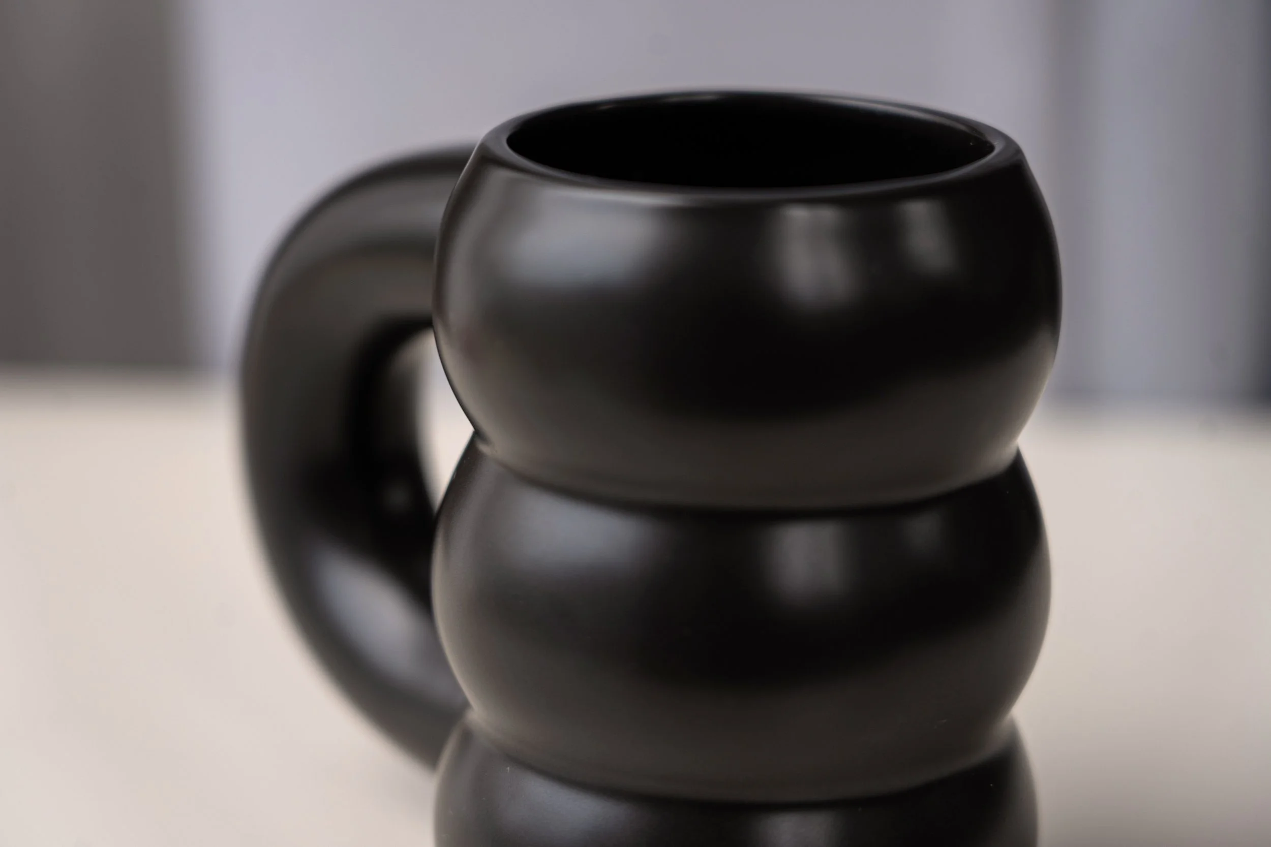 Mug in black